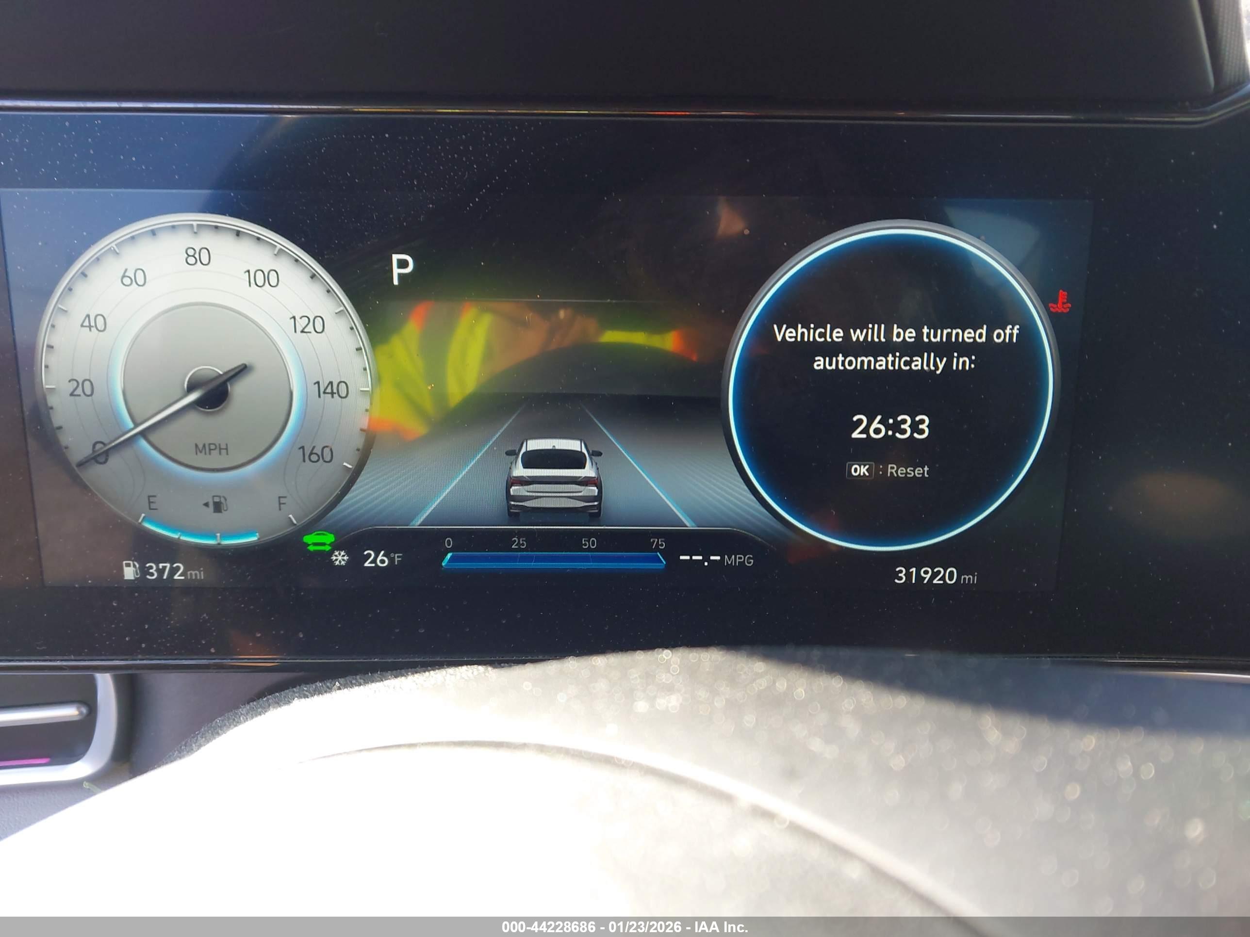 HYUNDAI ELANTRA image 7