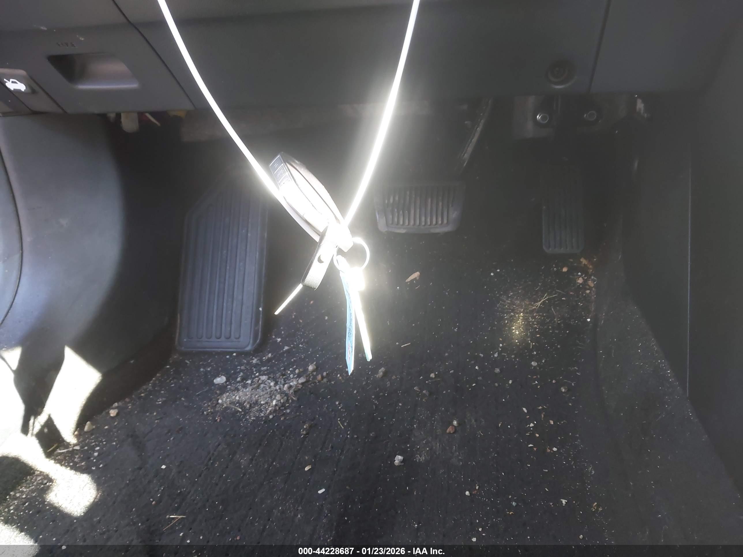 KIA K4 image 11