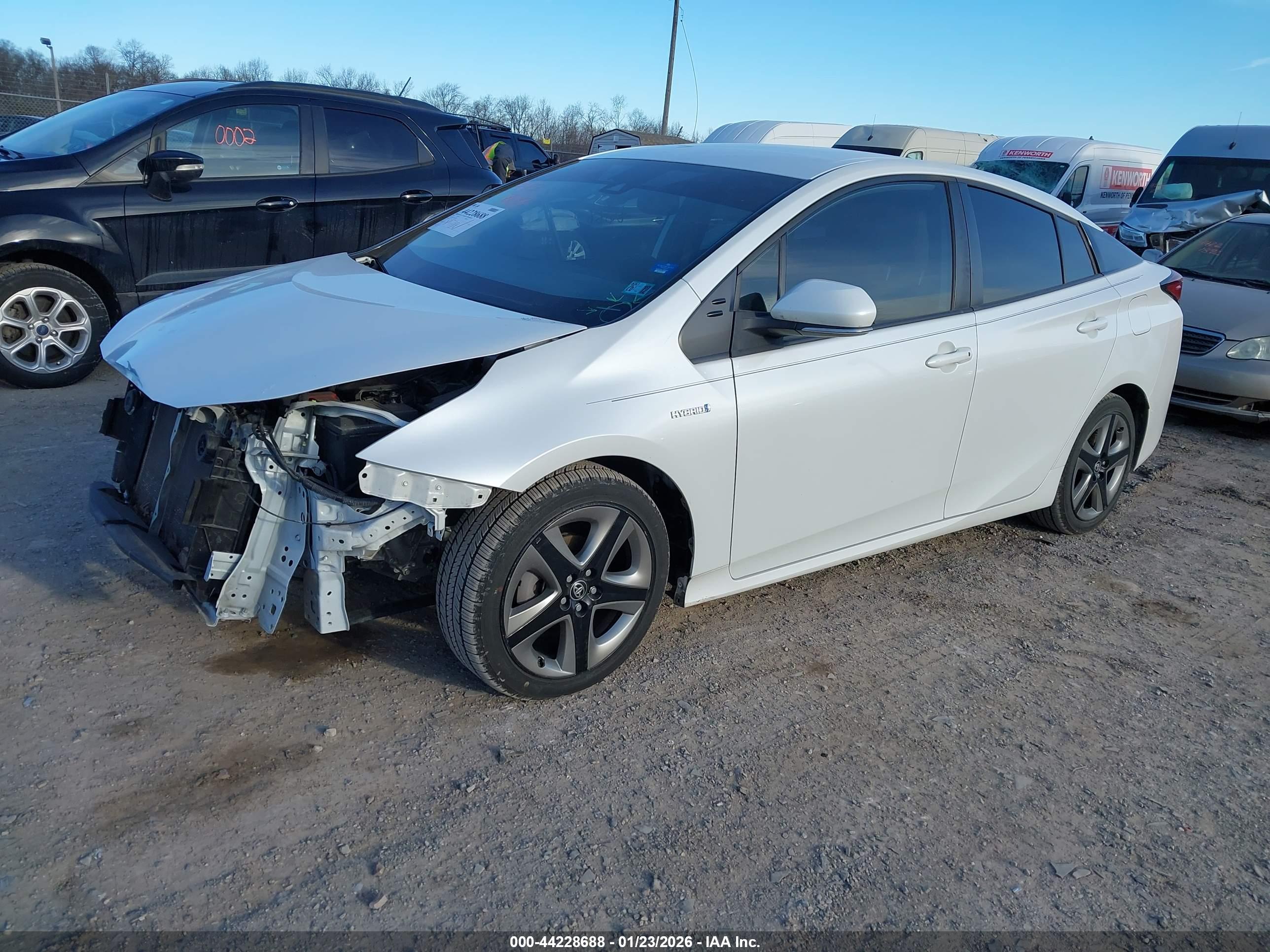TOYOTA PRIUS image 2