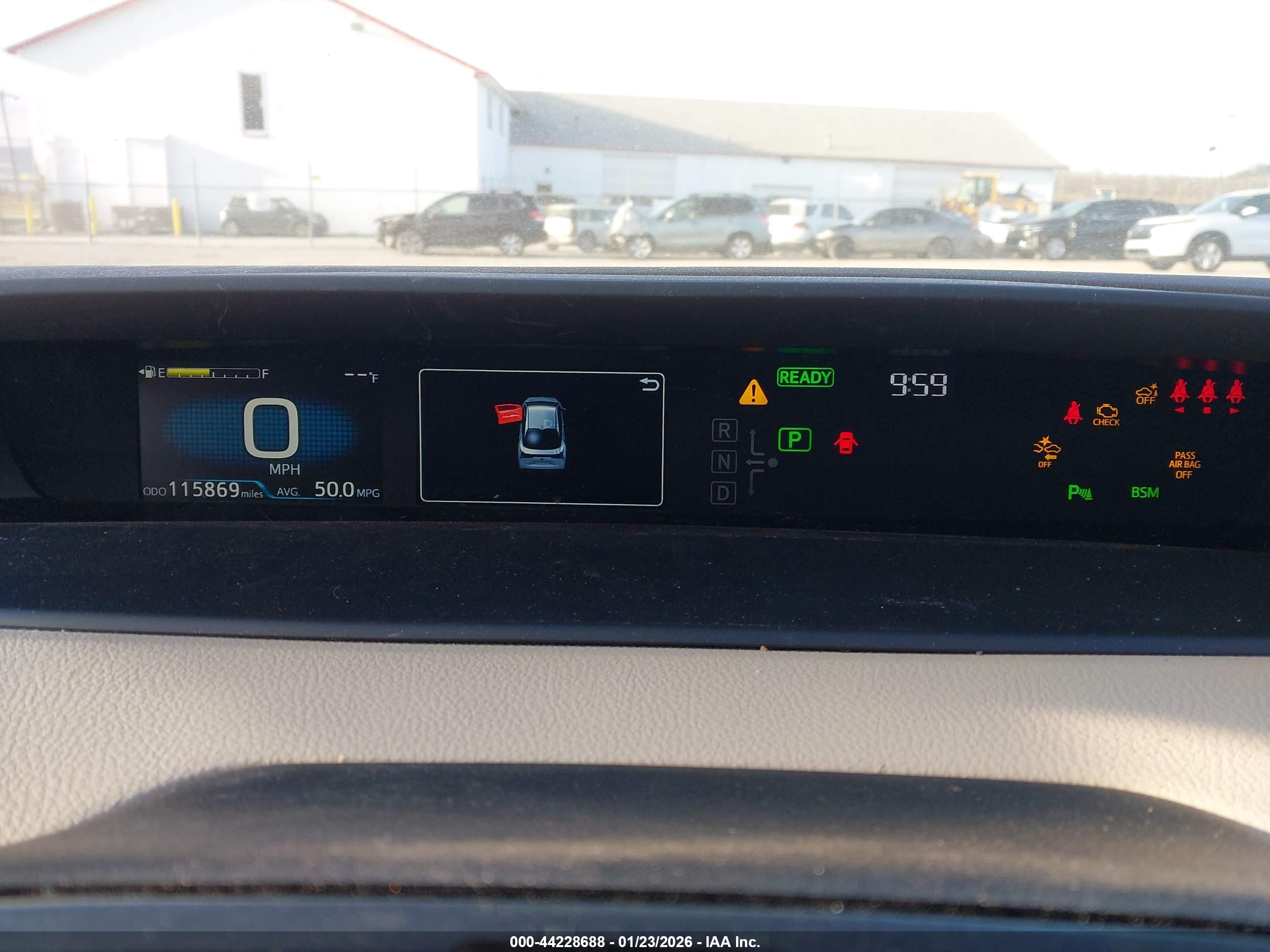 TOYOTA PRIUS image 7