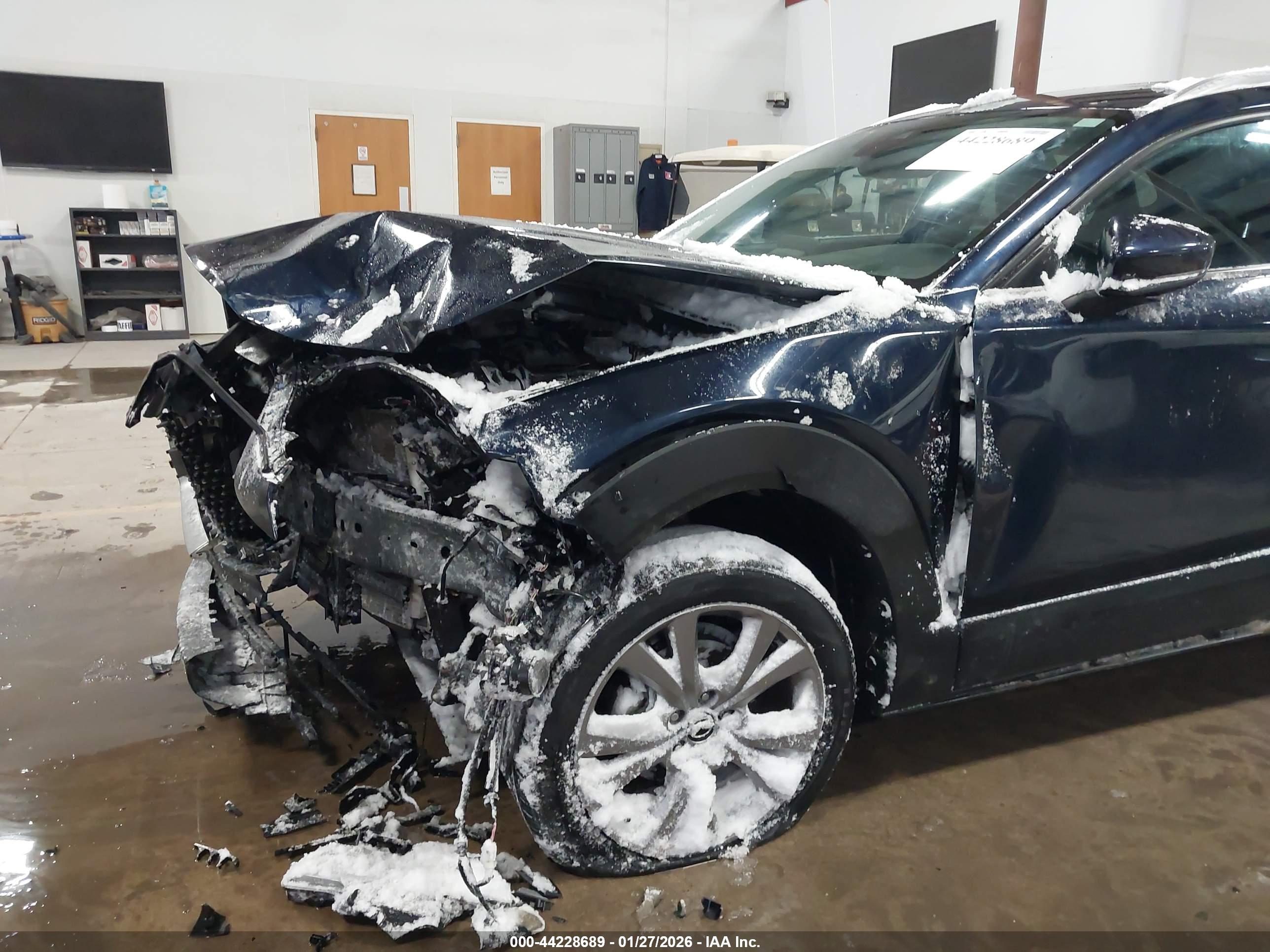 MAZDA CX-30 image 6