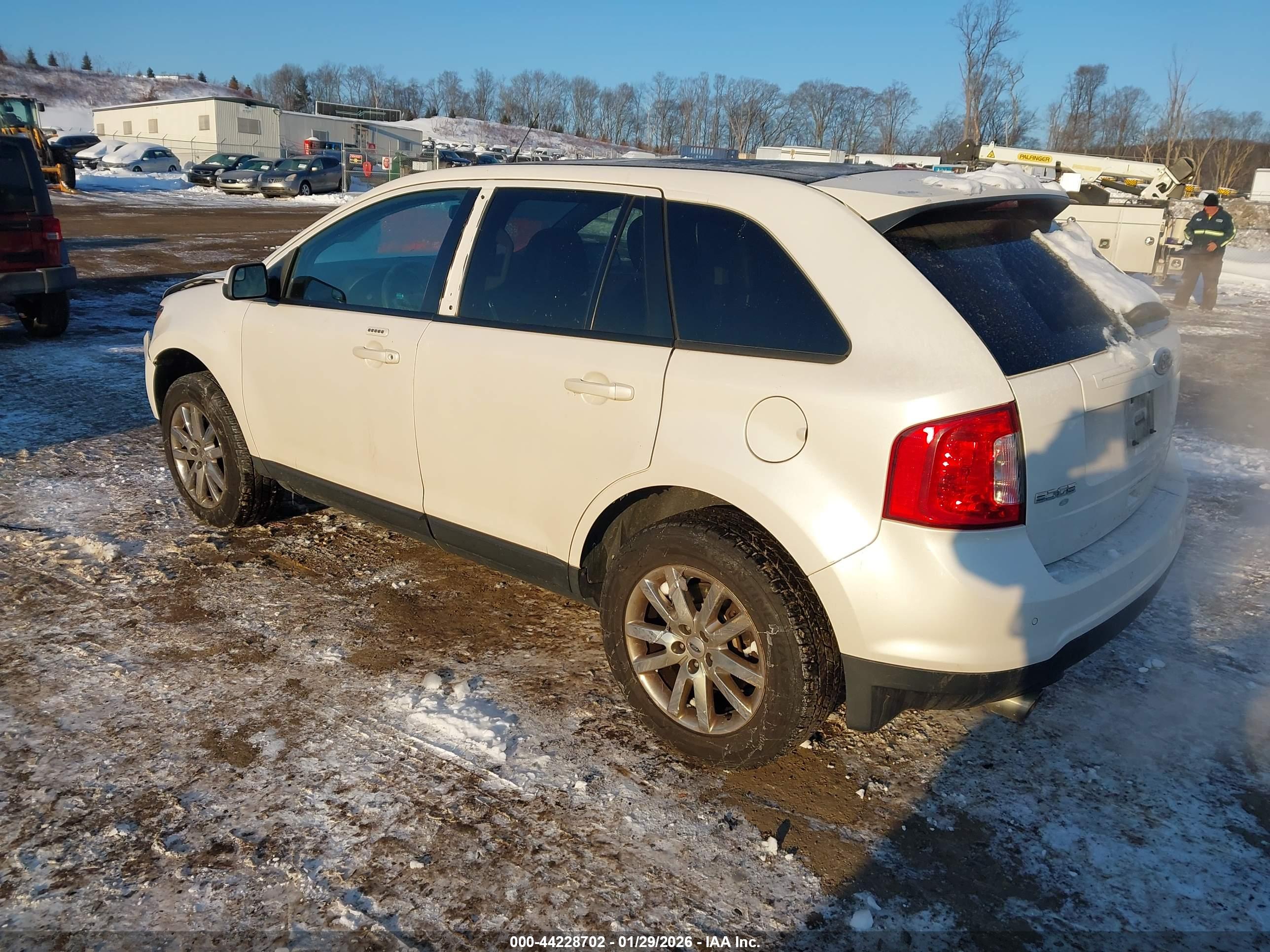 FORD EDGE image 3