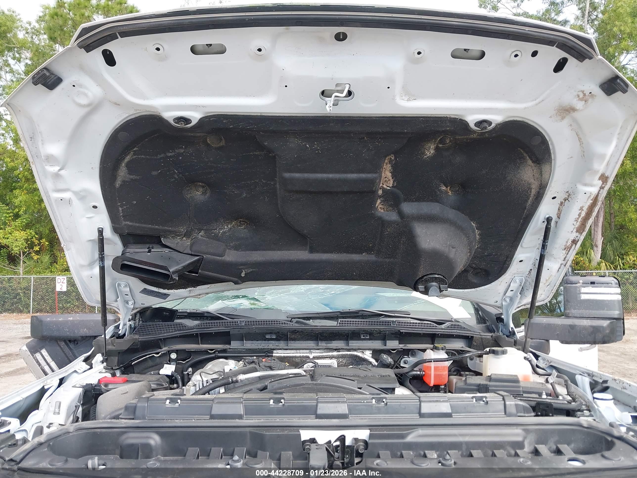 GMC SIERRA image 10