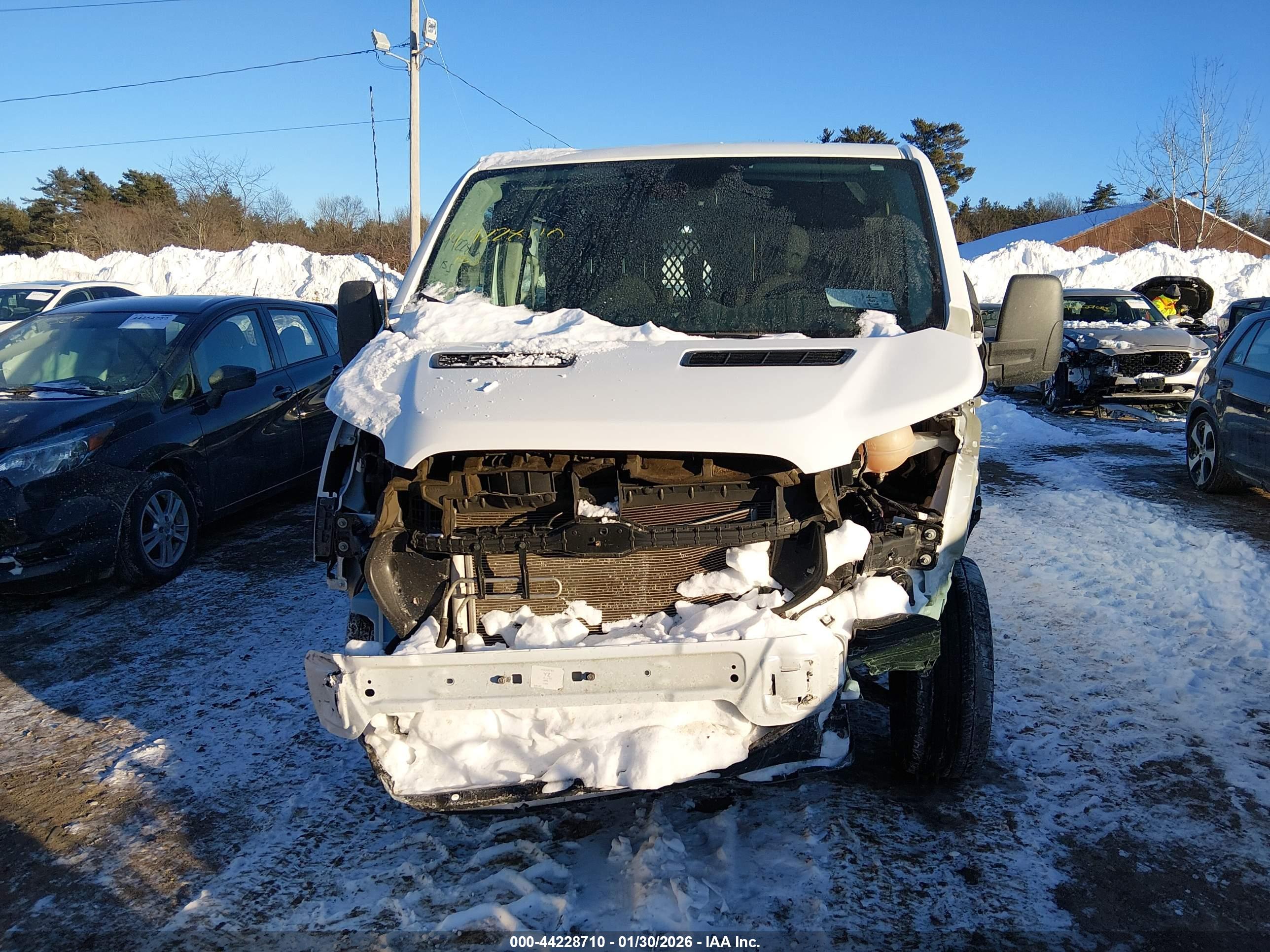 FORD TRANSIT-250 image 6