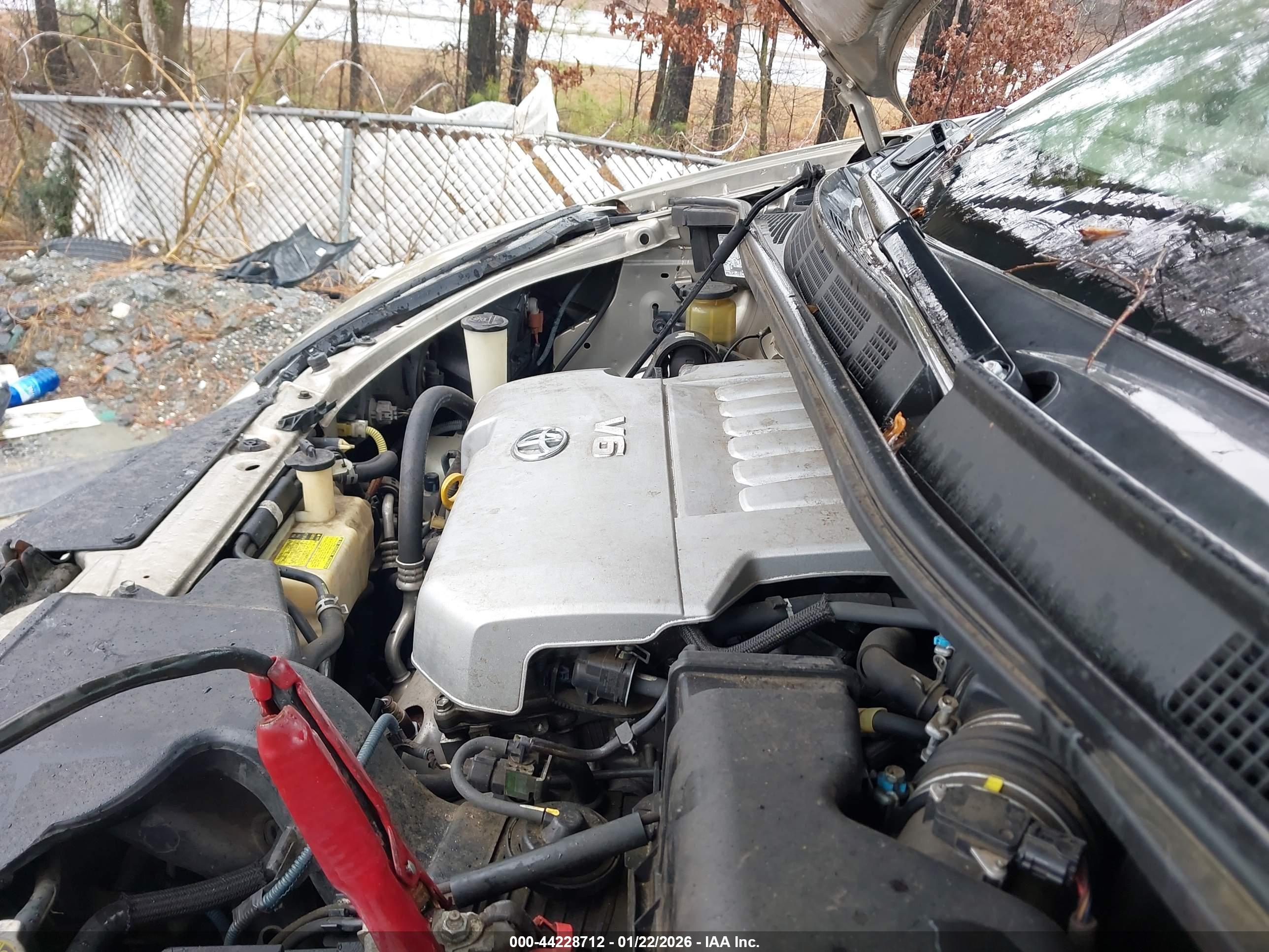 TOYOTA SIENNA image 10