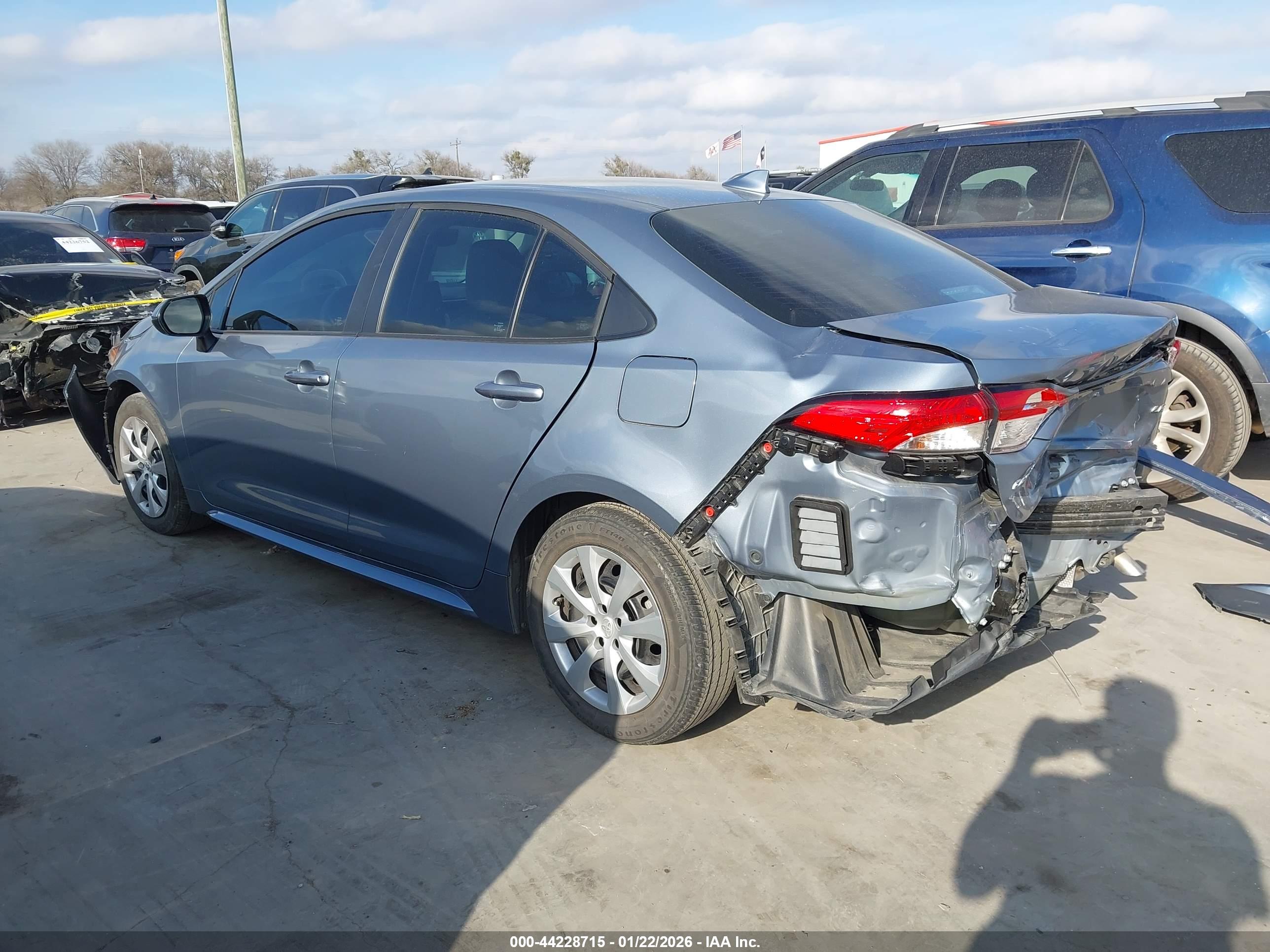 TOYOTA COROLLA image 3