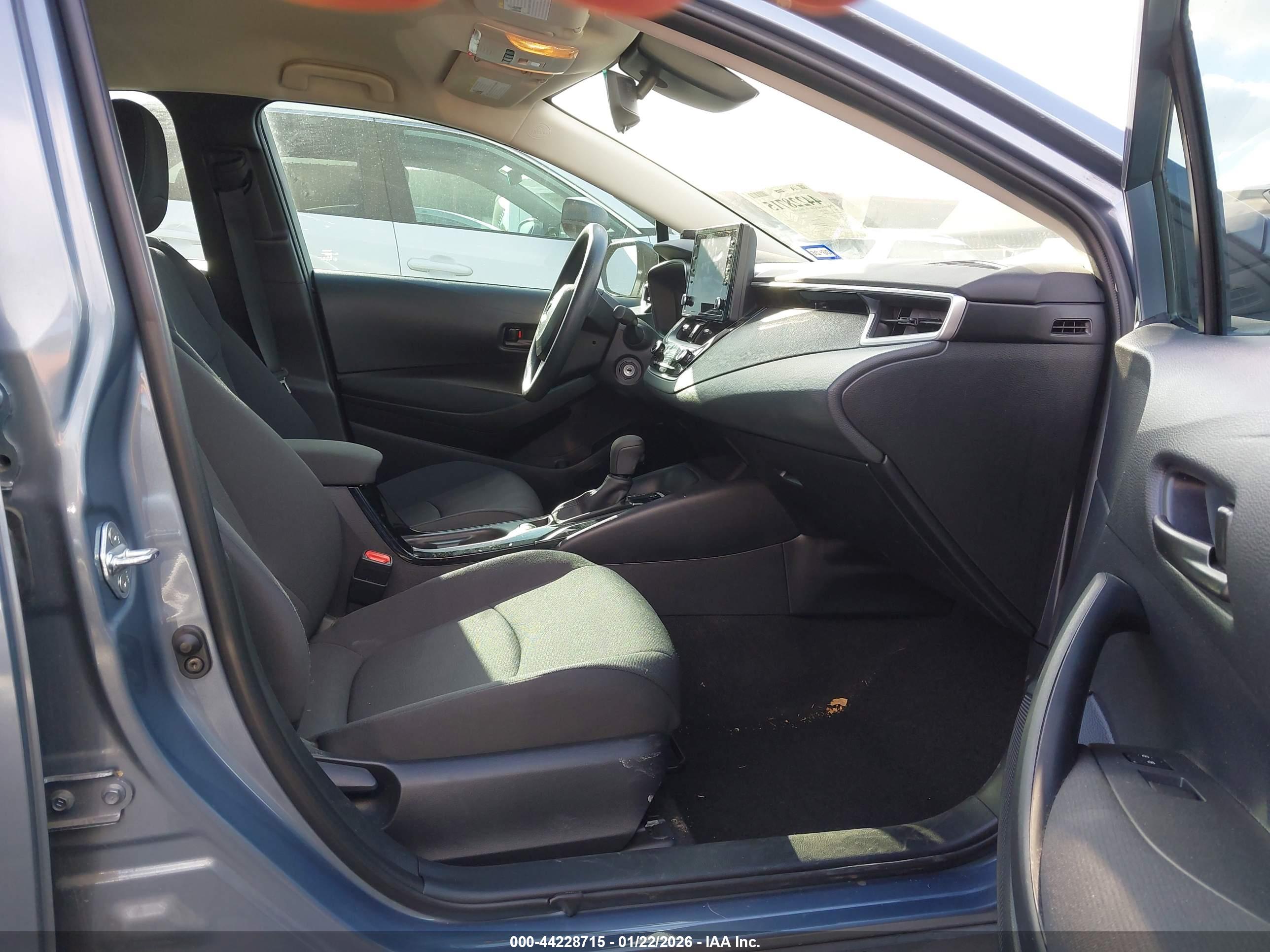 TOYOTA COROLLA image 5