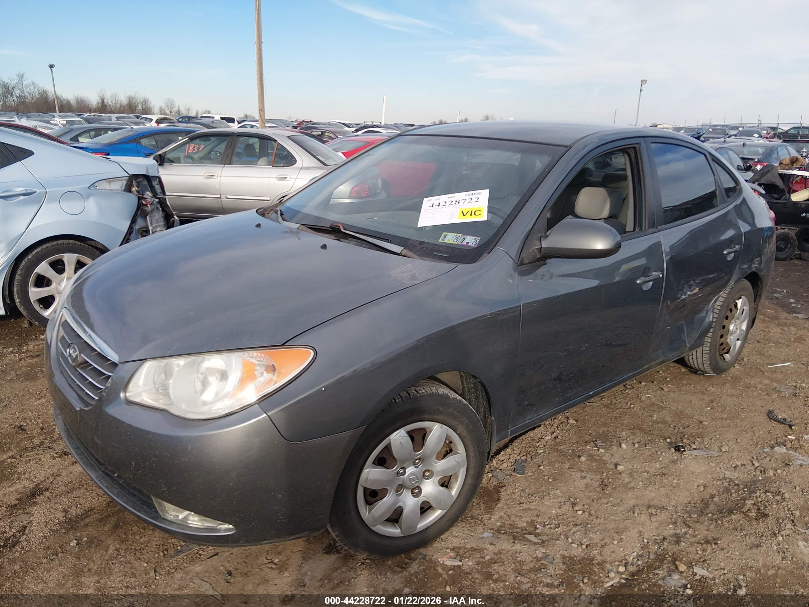 HYUNDAI ELANTRA image 2