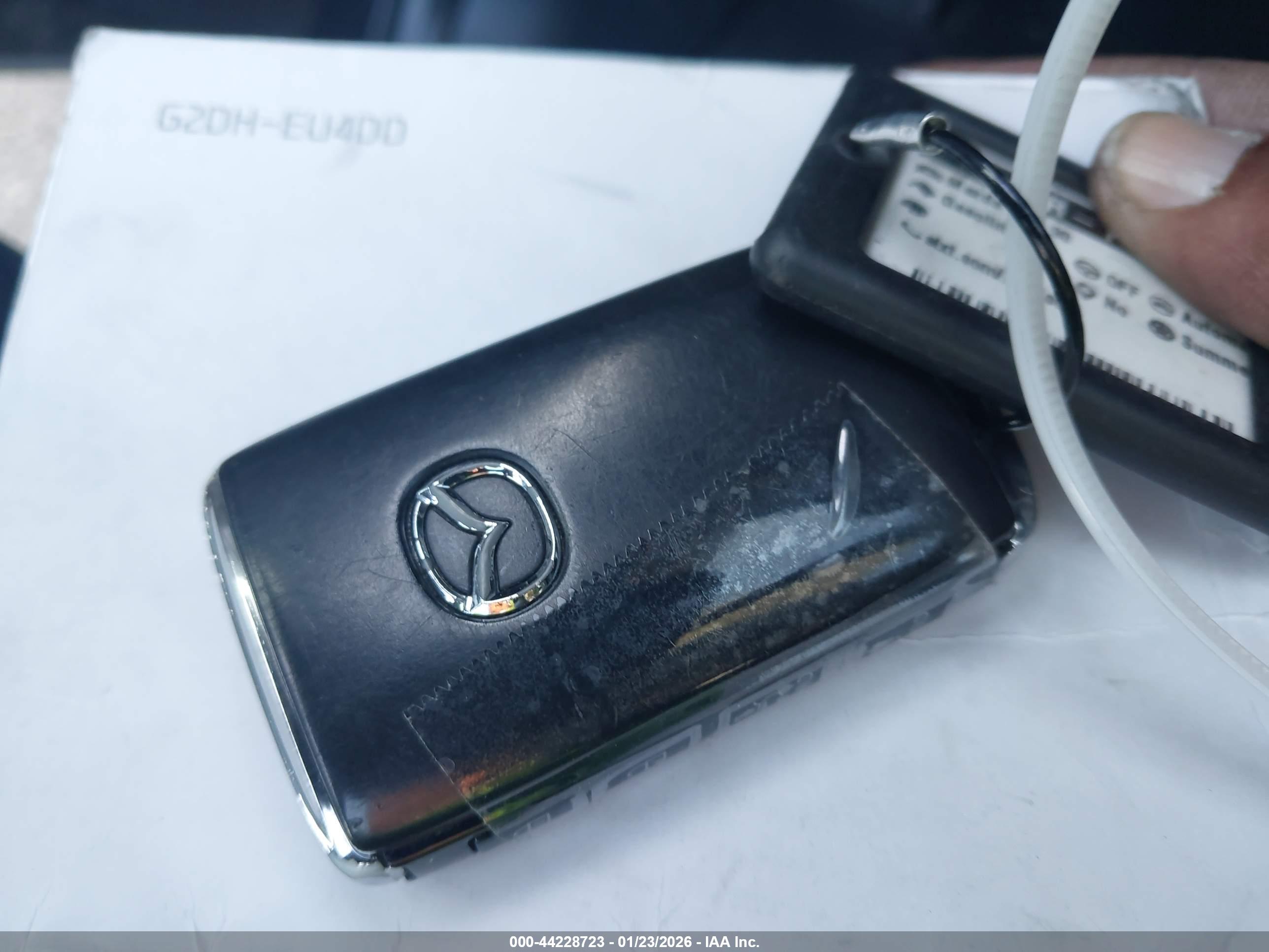 MAZDA CX-90 image 11