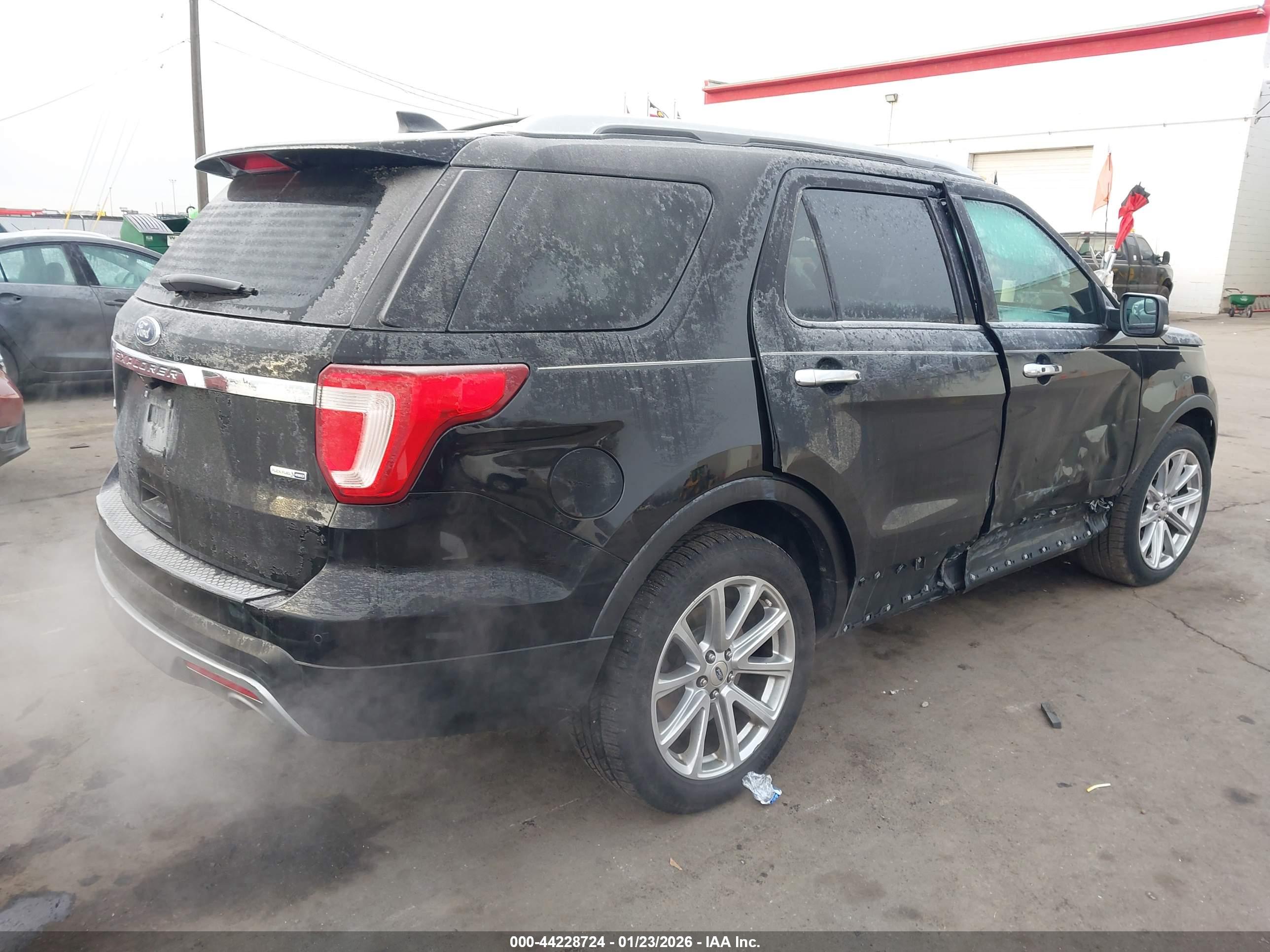 FORD EXPLORER image 4