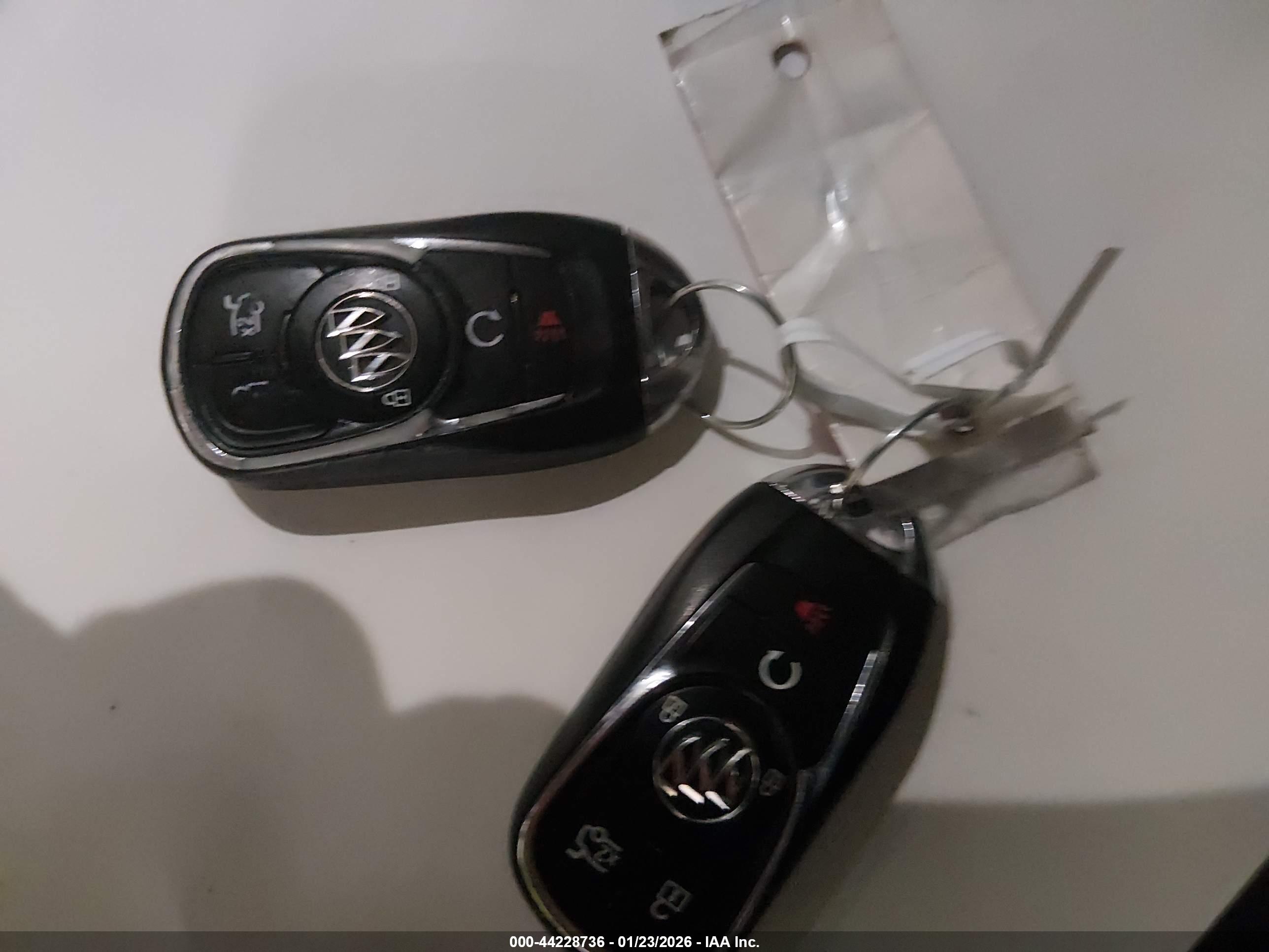 BUICK LACROSSE image 11