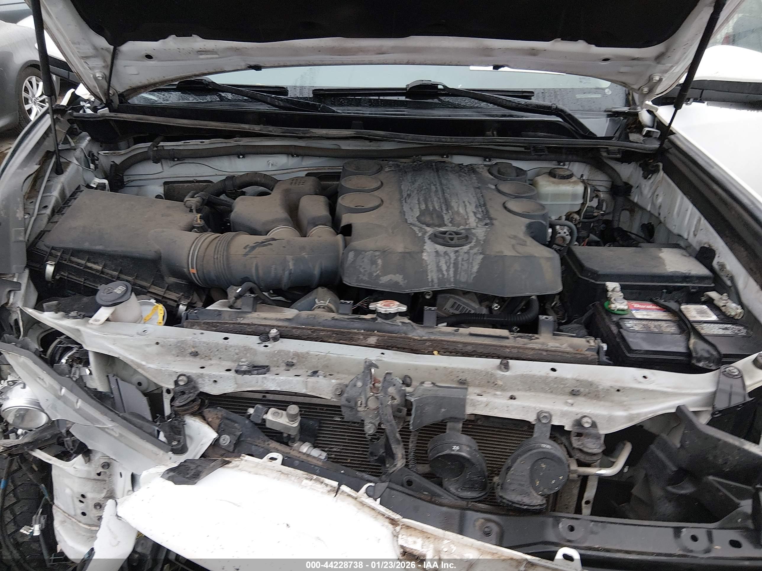 TOYOTA 4RUNNER image 10