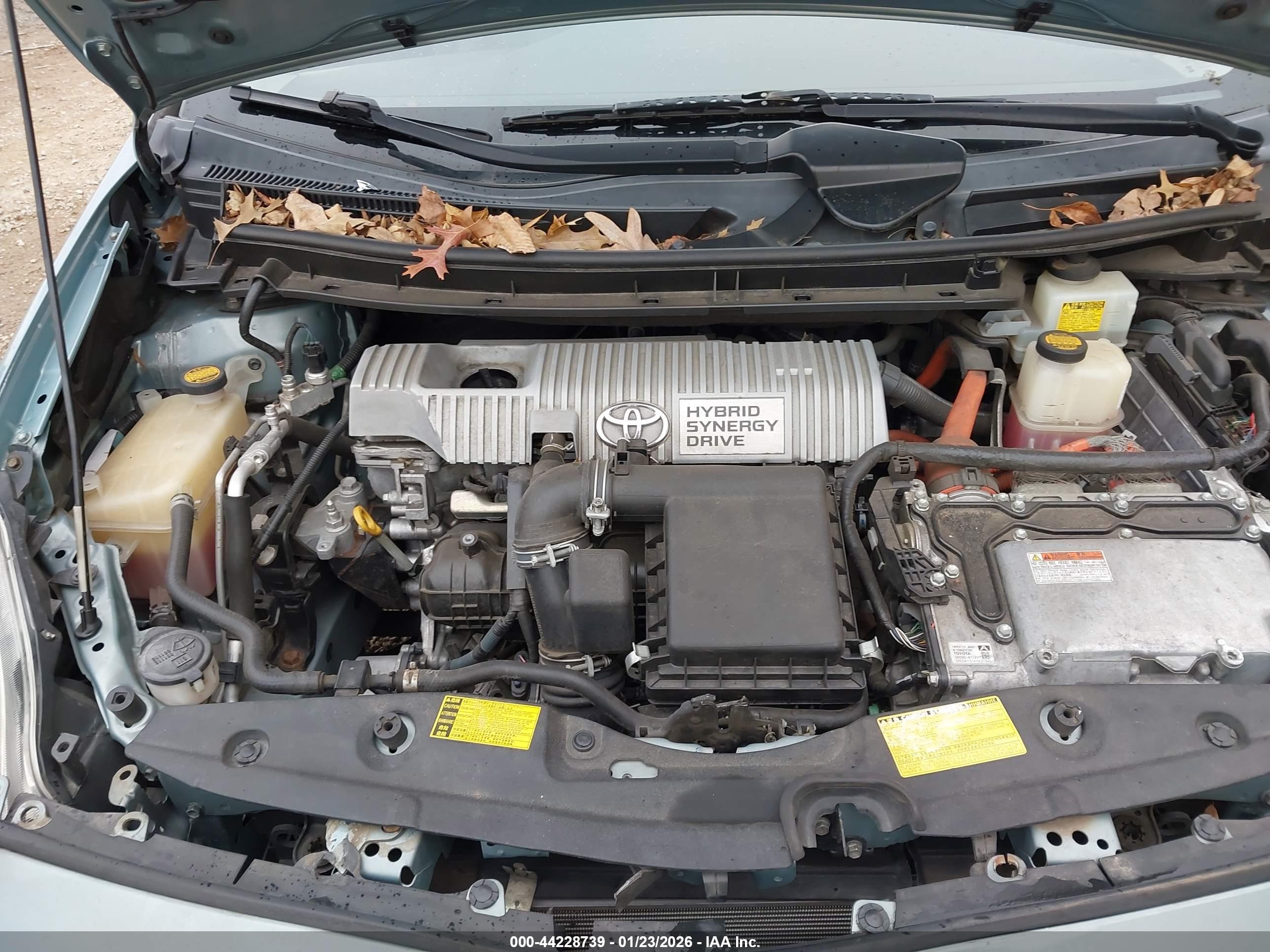 TOYOTA PRIUS image 10