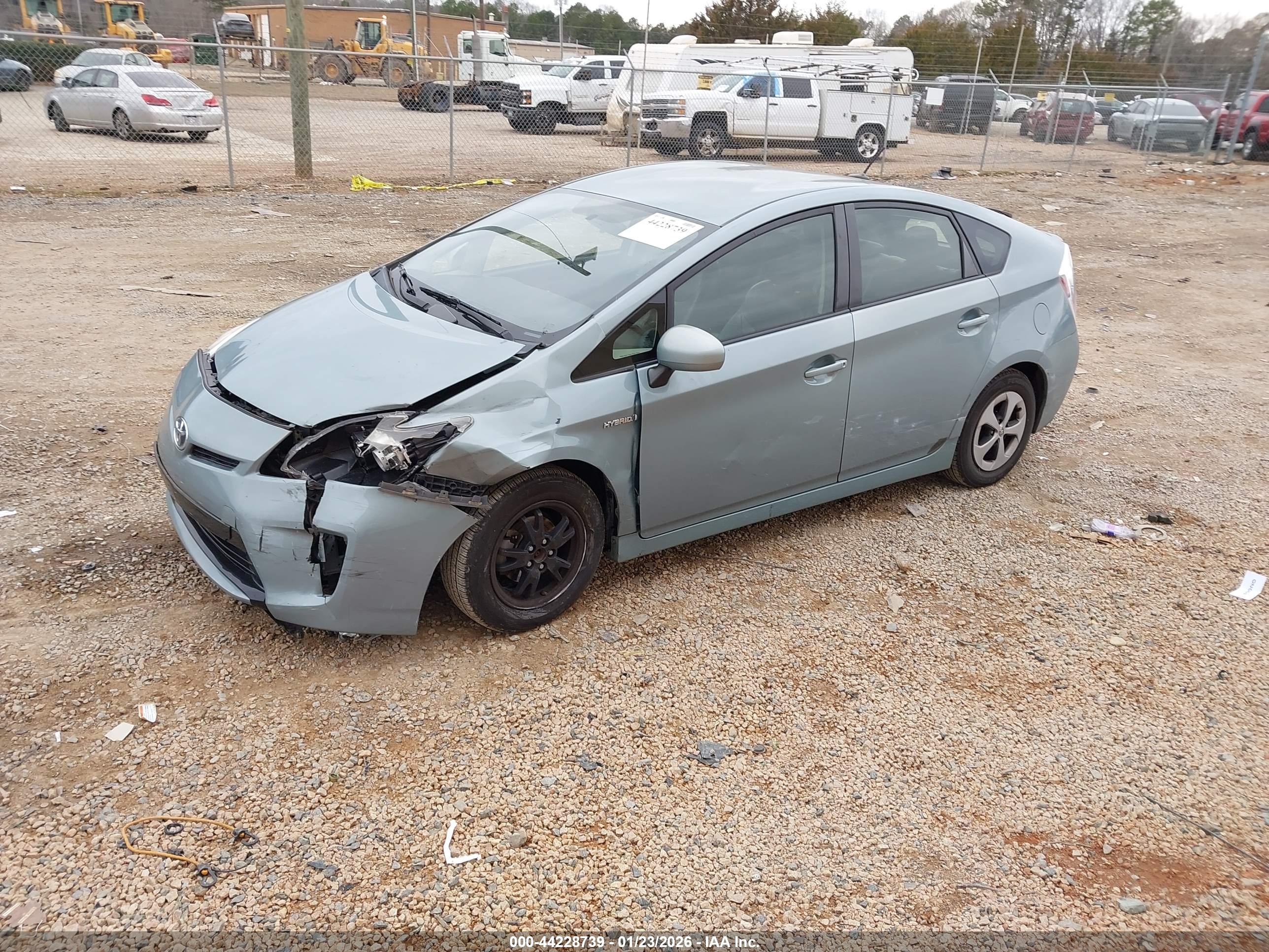TOYOTA PRIUS image 2
