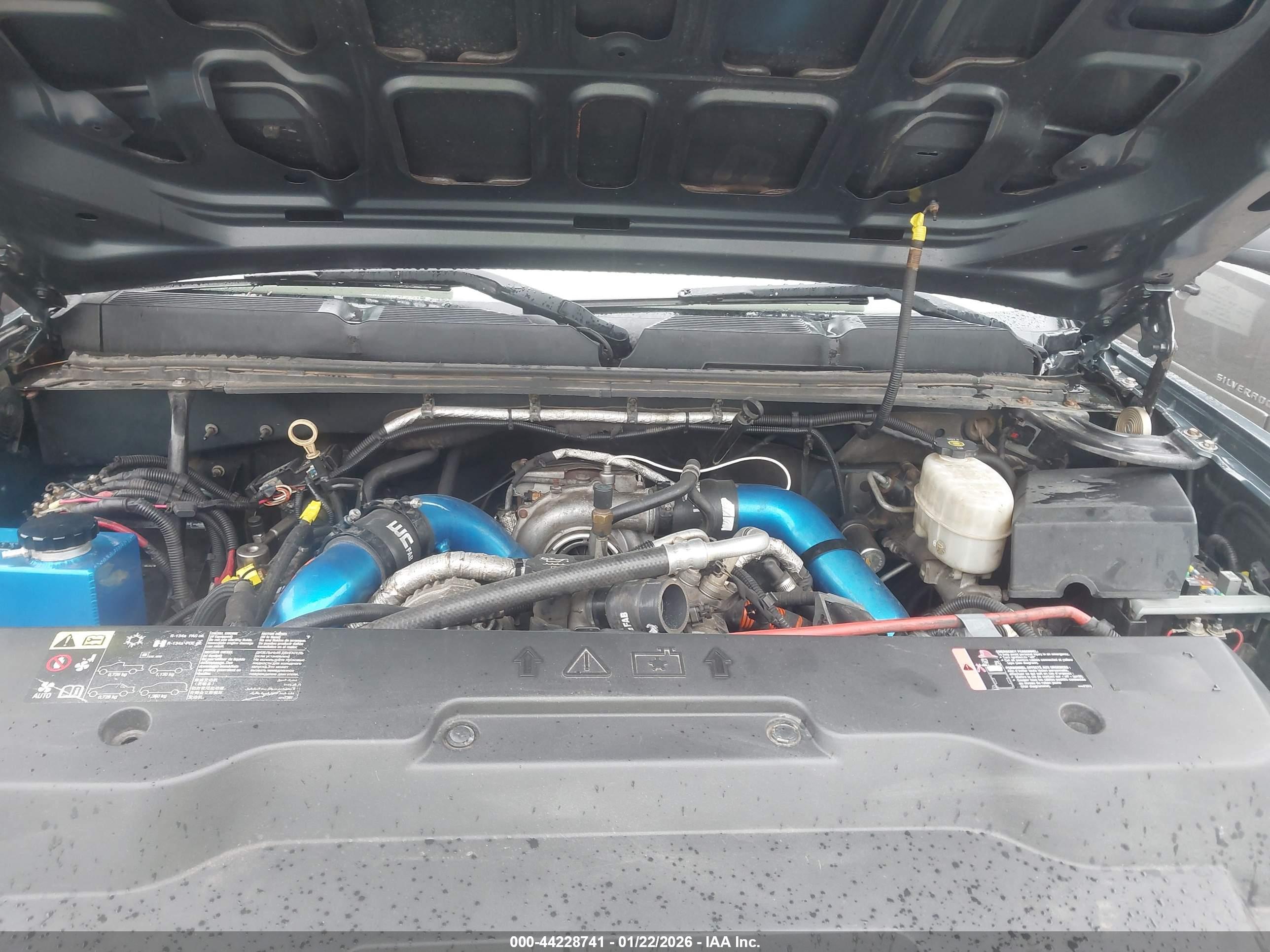 CHEVROLET SILVERADO image 10