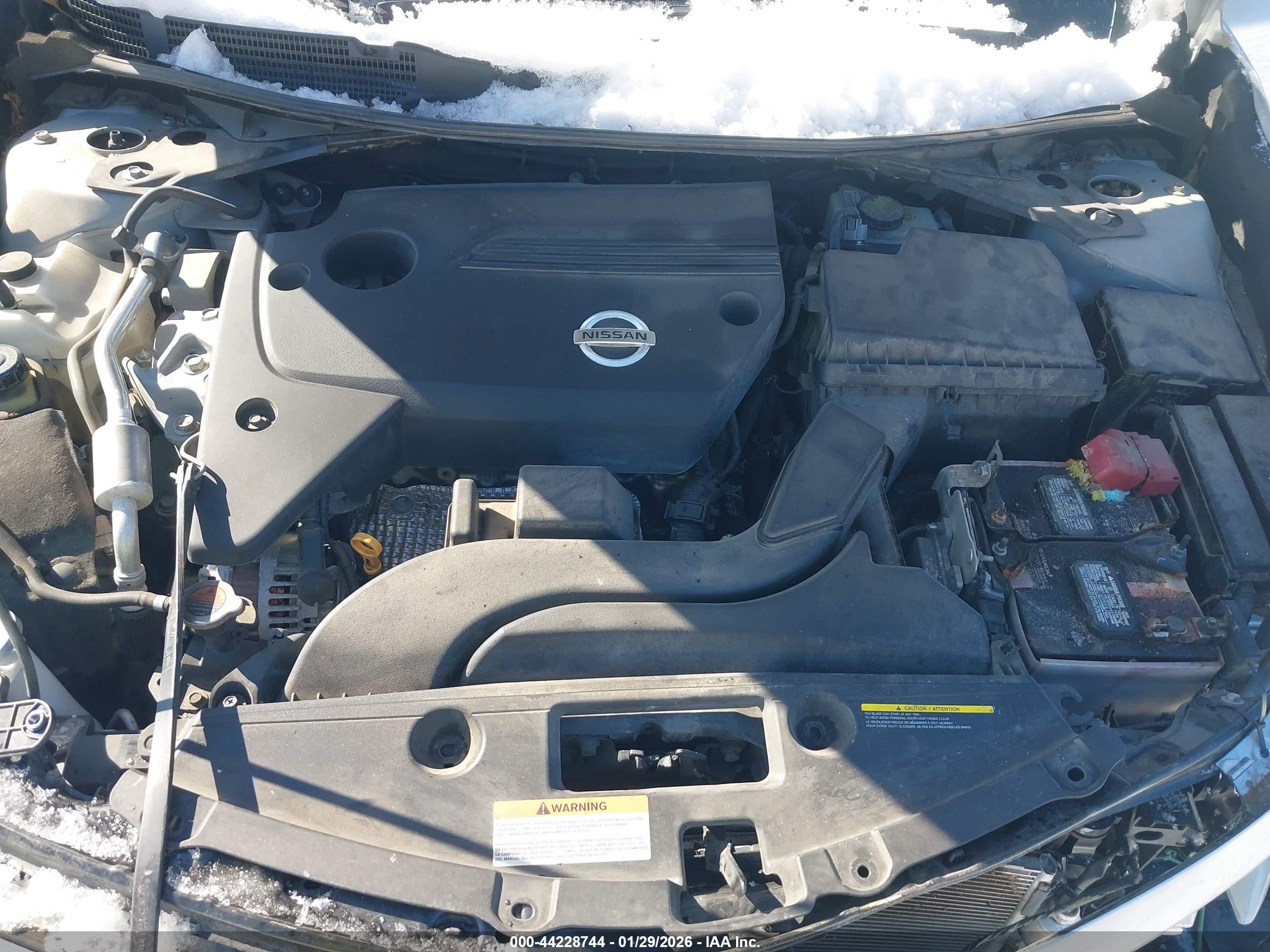 NISSAN ALTIMA image 10