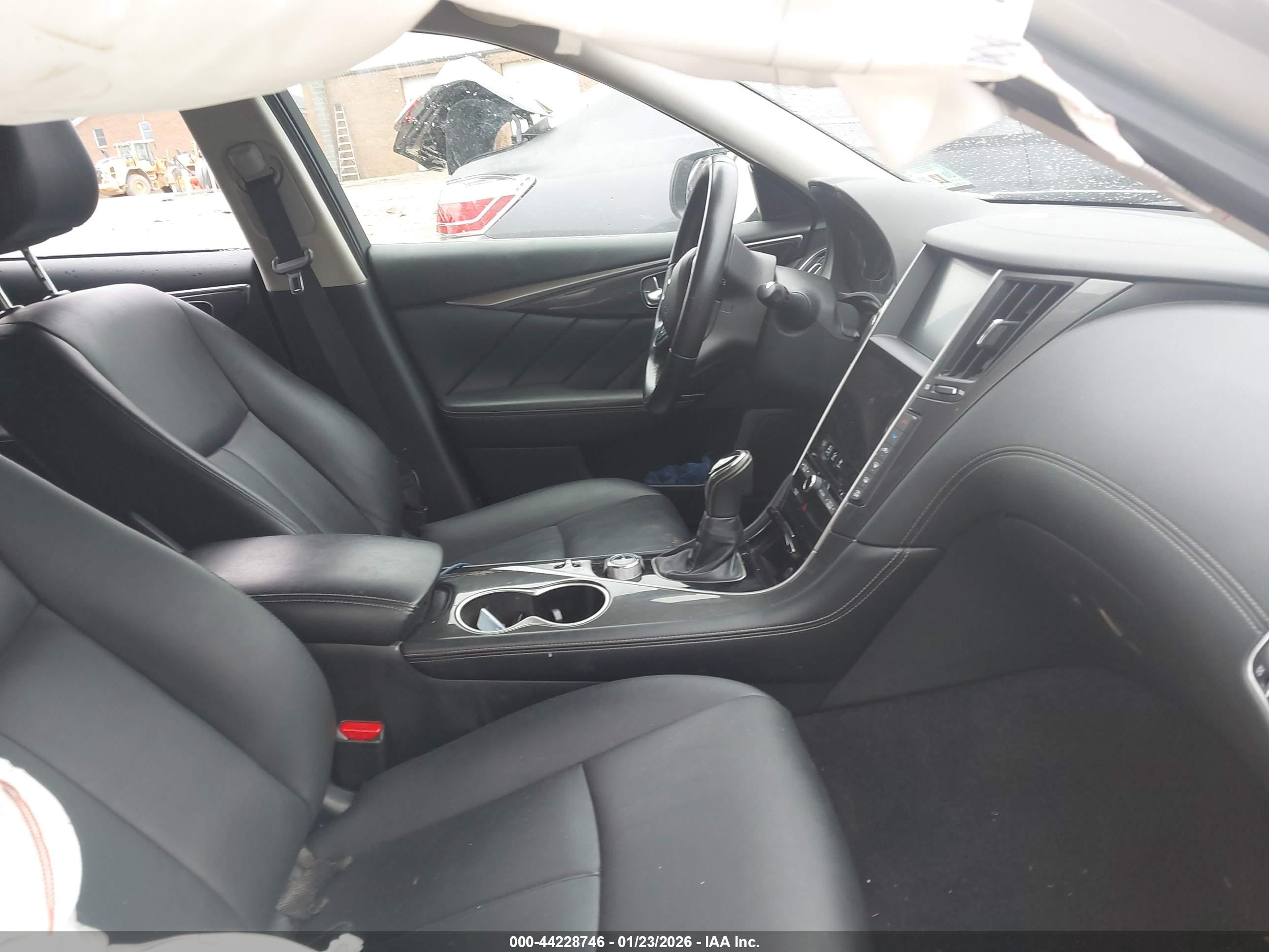INFINITI Q50 image 5