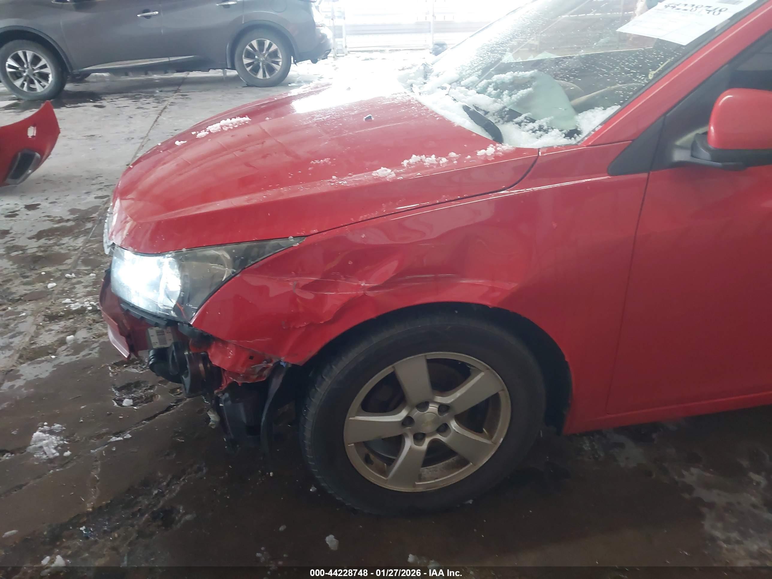 CHEVROLET CRUZE image 6