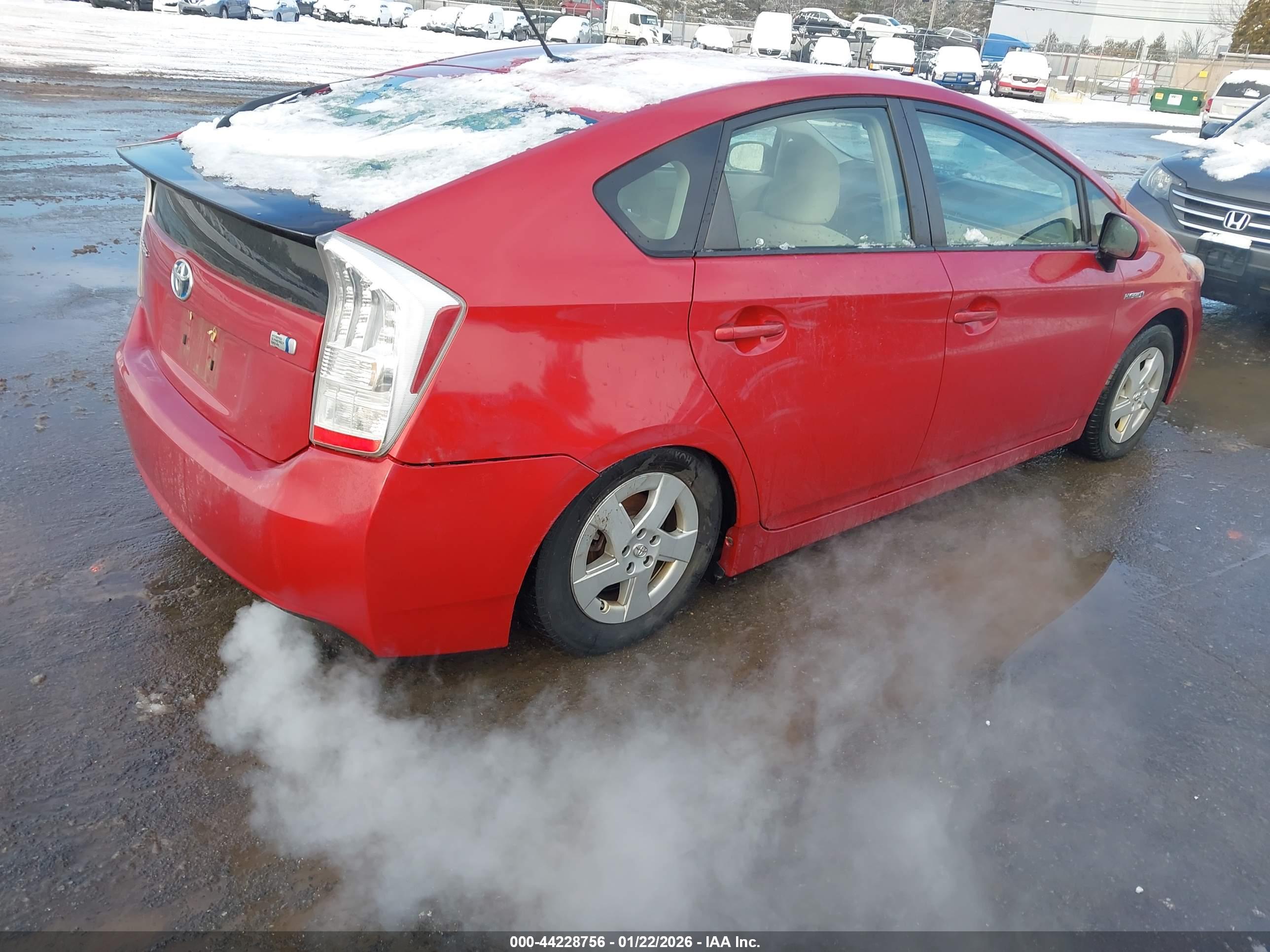 TOYOTA PRIUS image 4