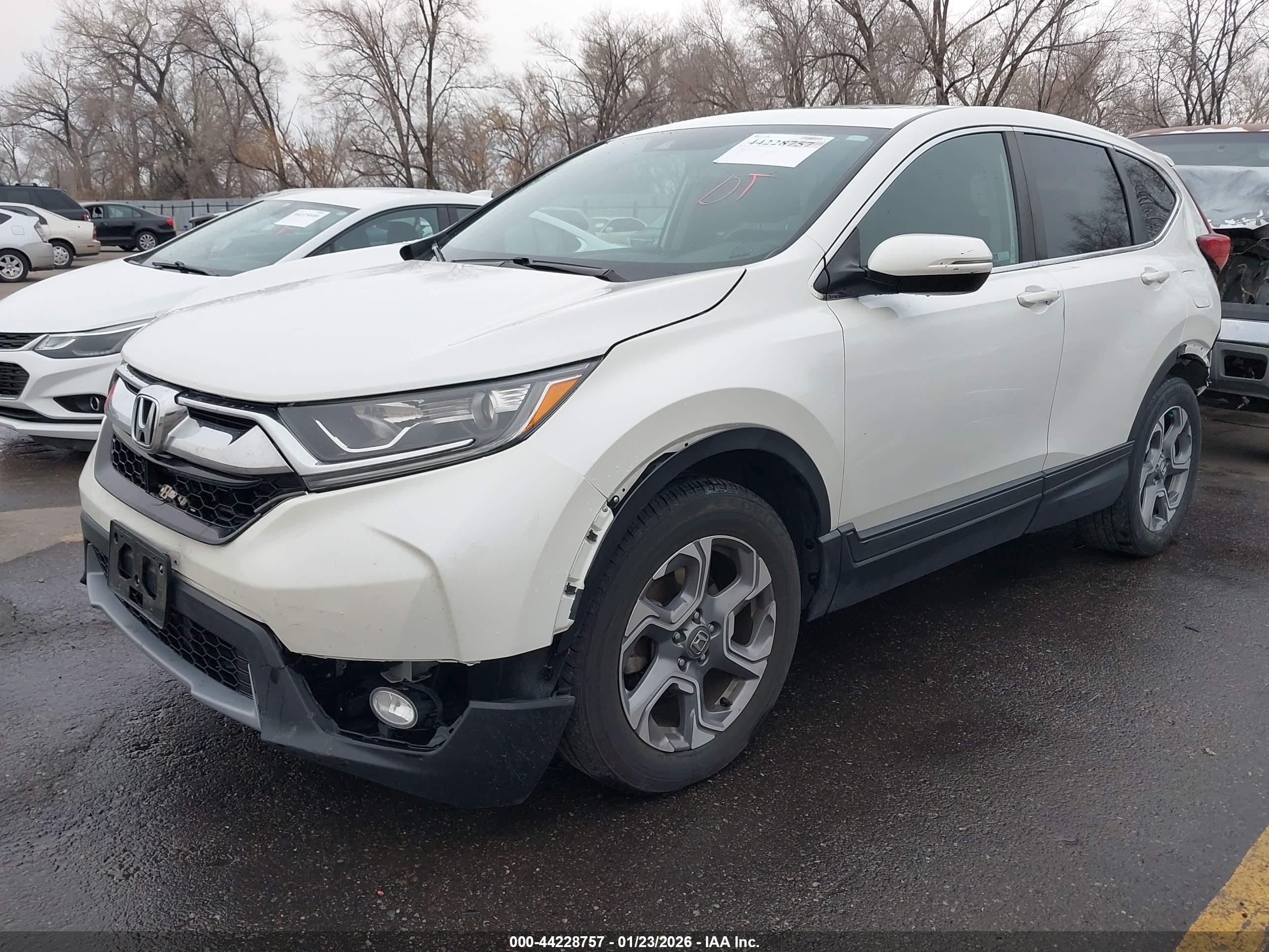 HONDA CR-V image 2