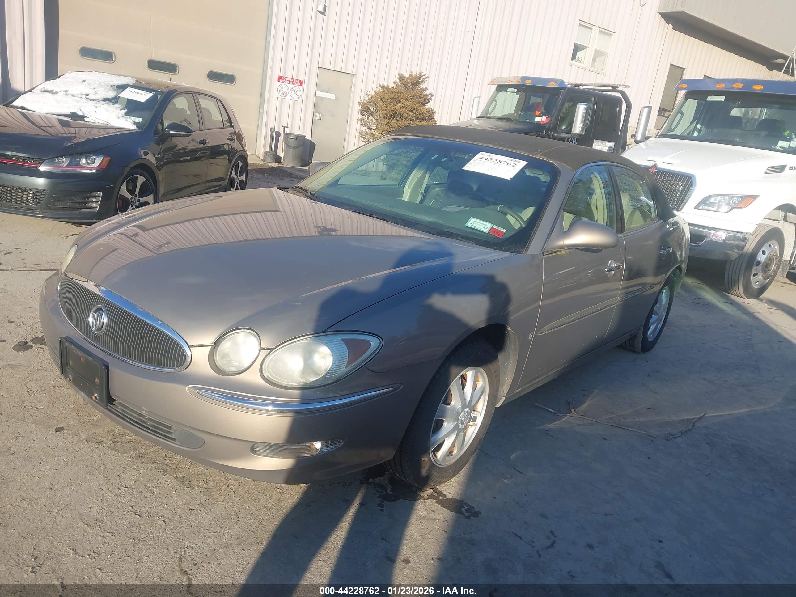 BUICK LACROSSE image 2