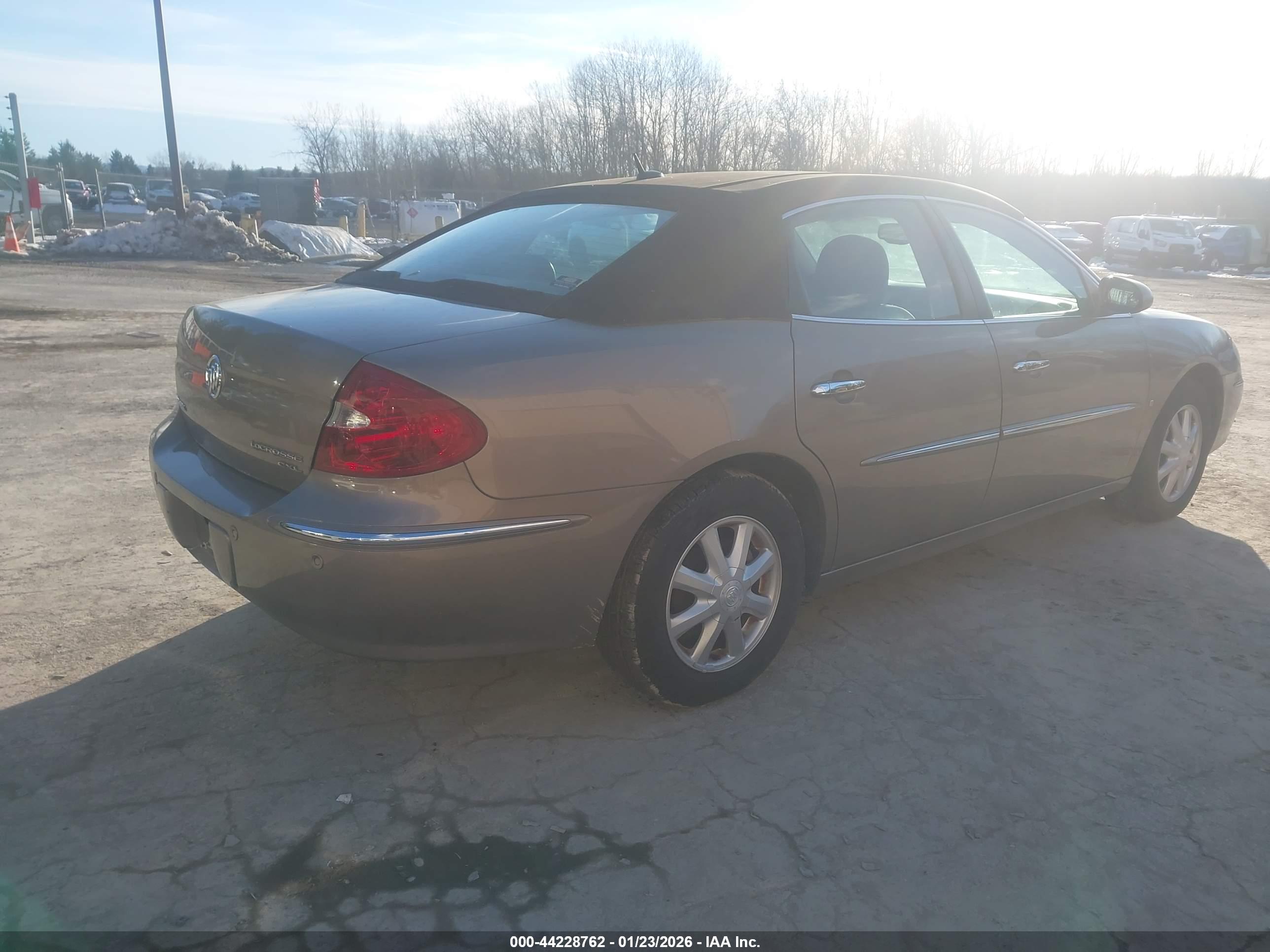 BUICK LACROSSE image 4
