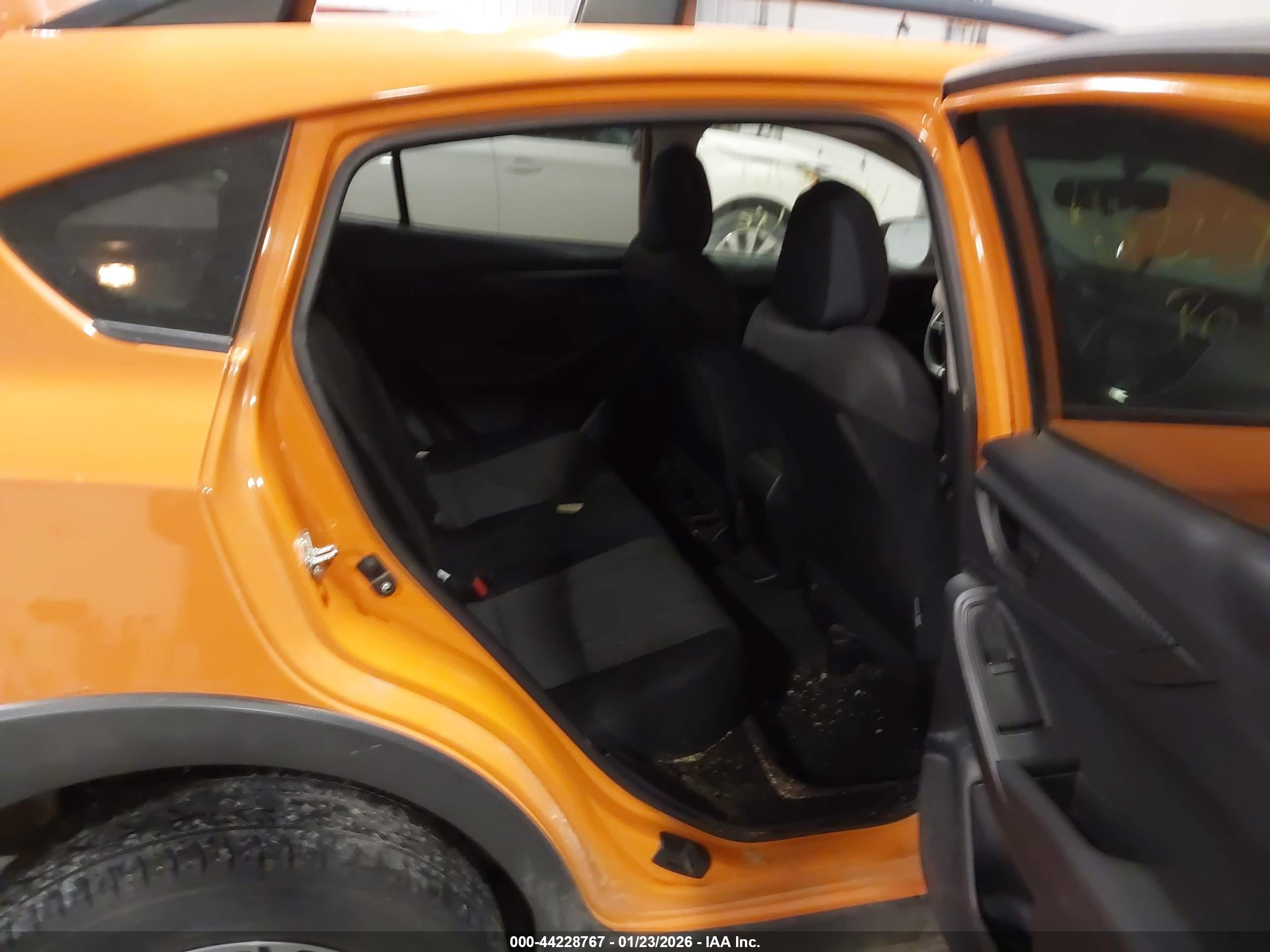 SUBARU CROSSTREK image 8