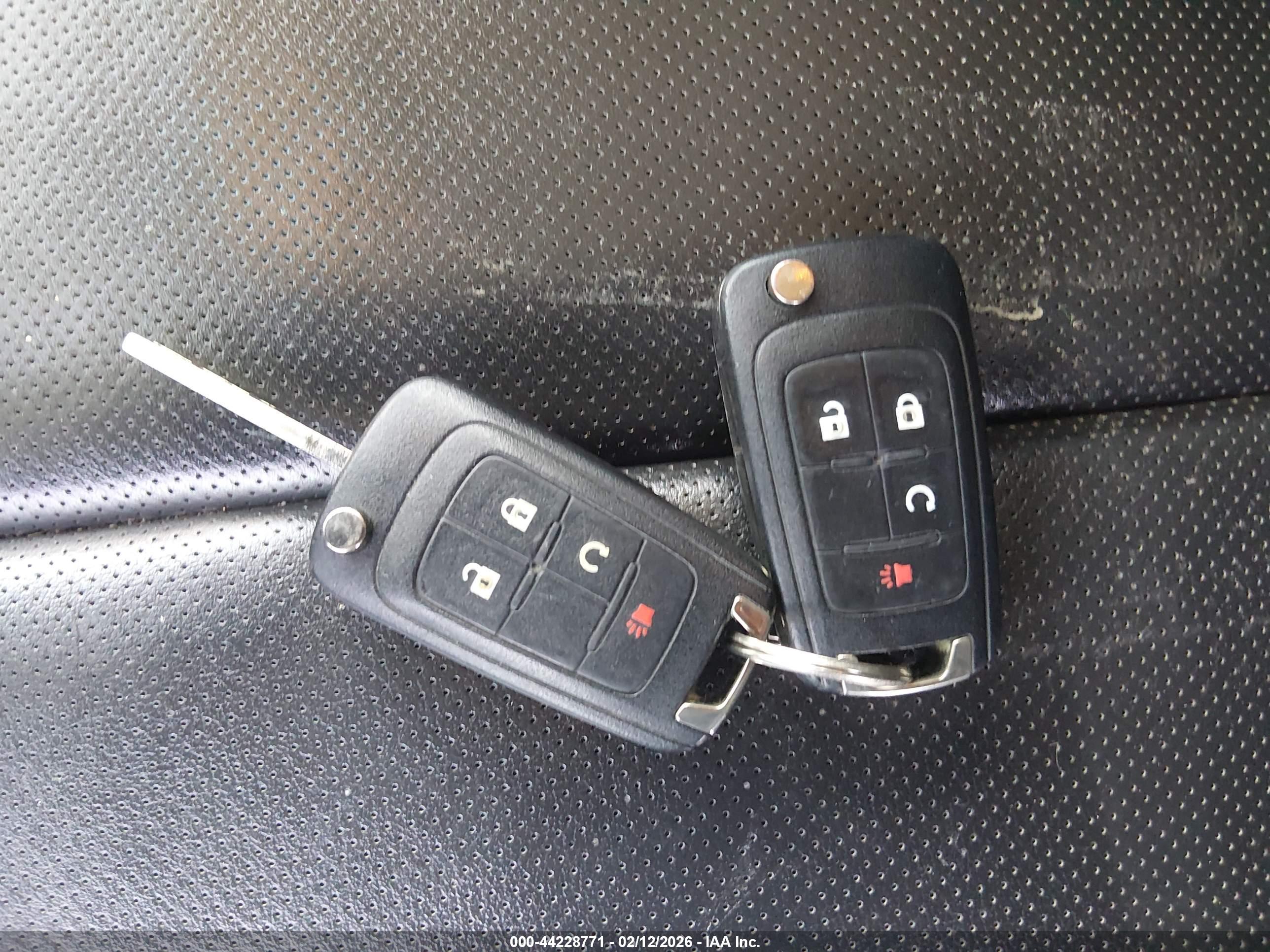 CHEVROLET EQUINOX image 11