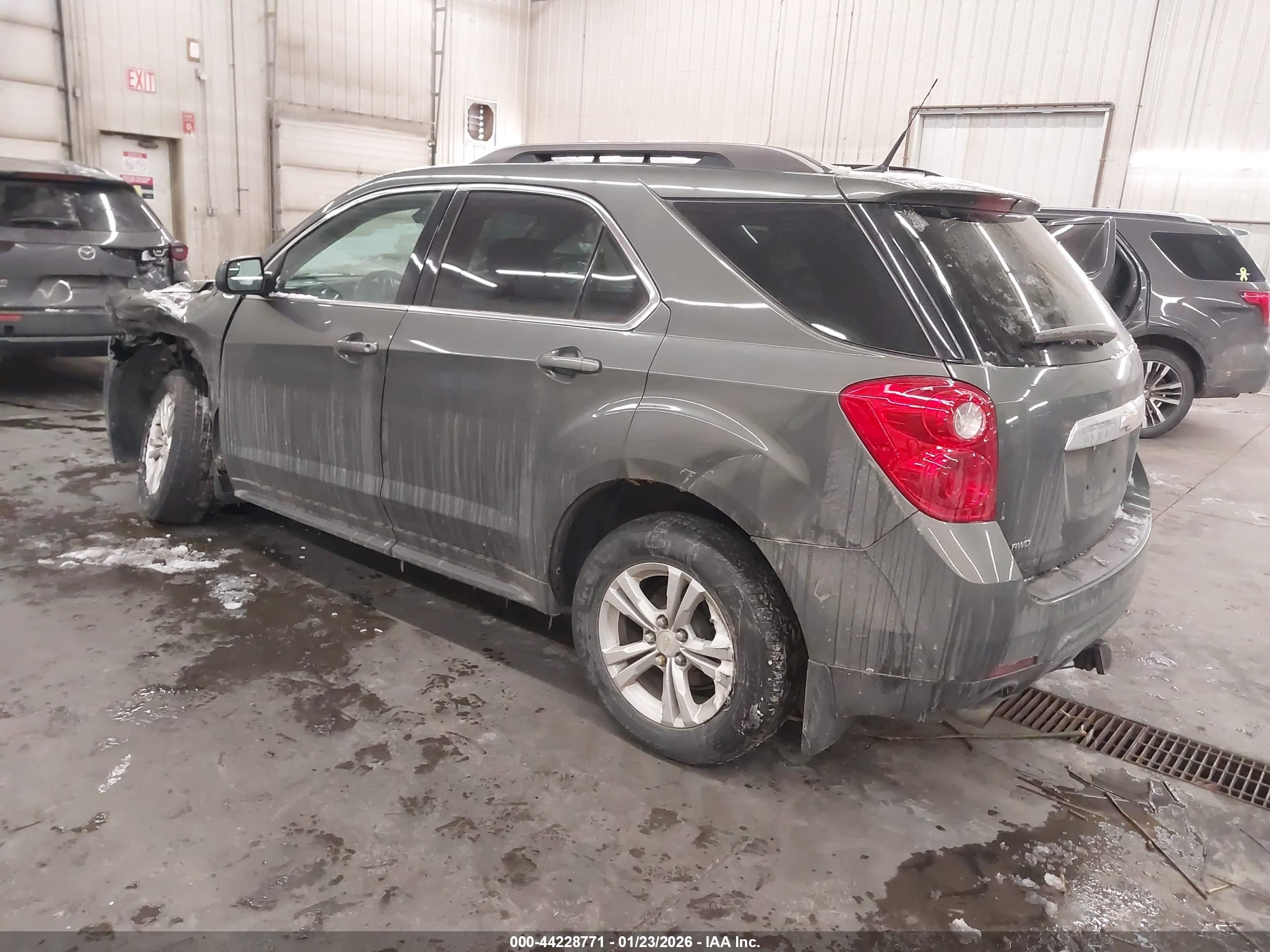 CHEVROLET EQUINOX image 3