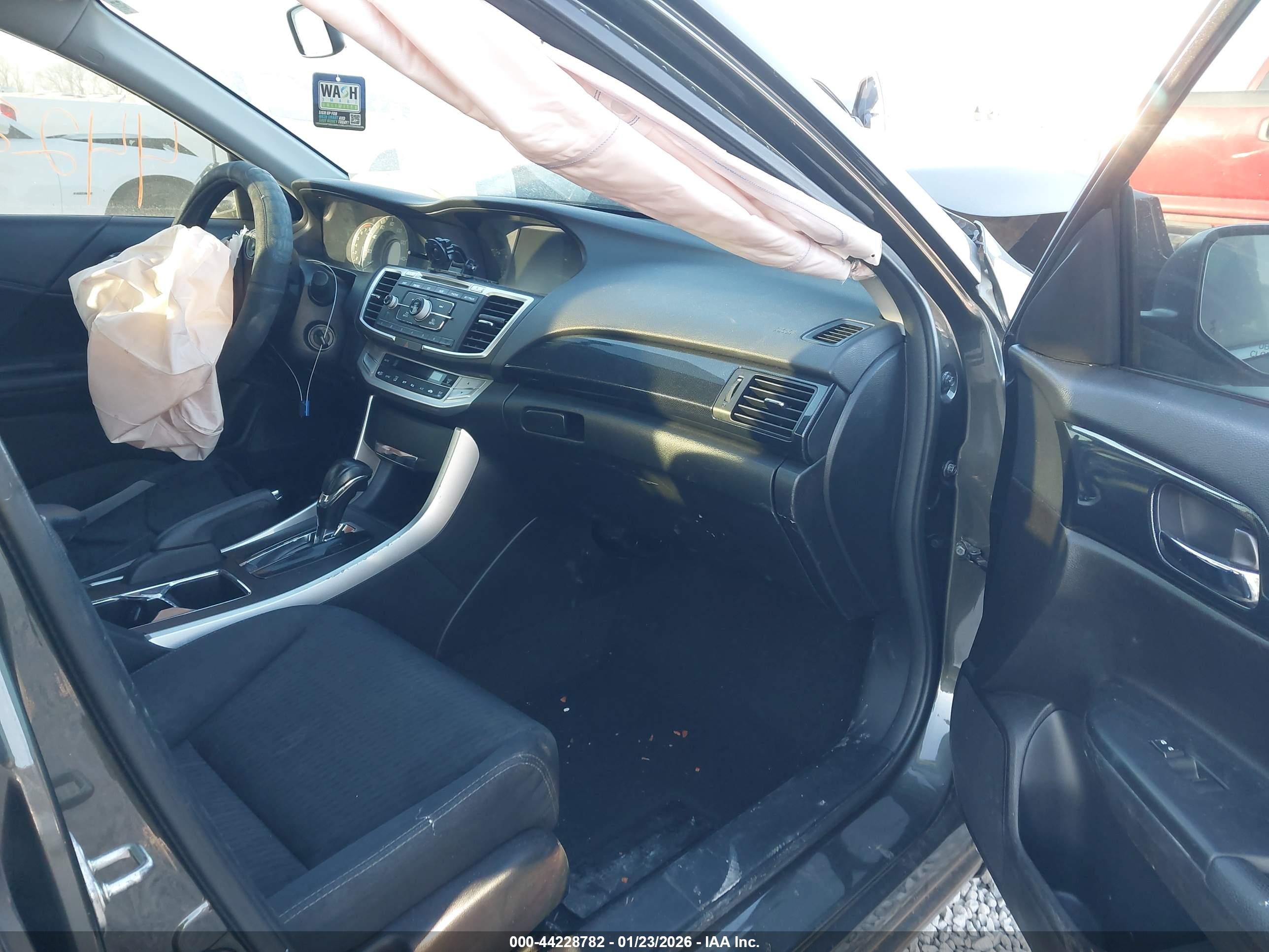 HONDA ACCORD image 5