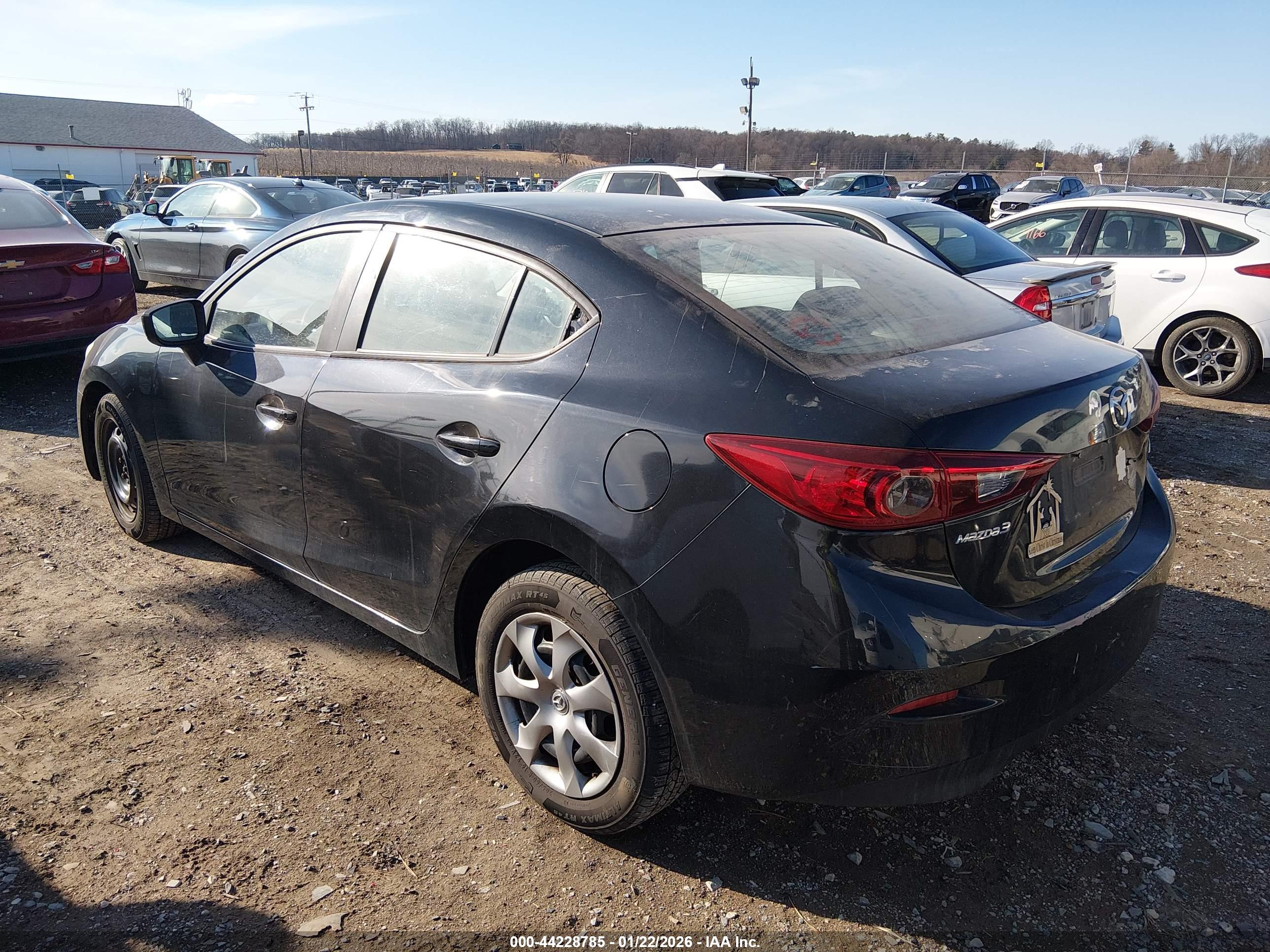 MAZDA MAZDA3 image 3
