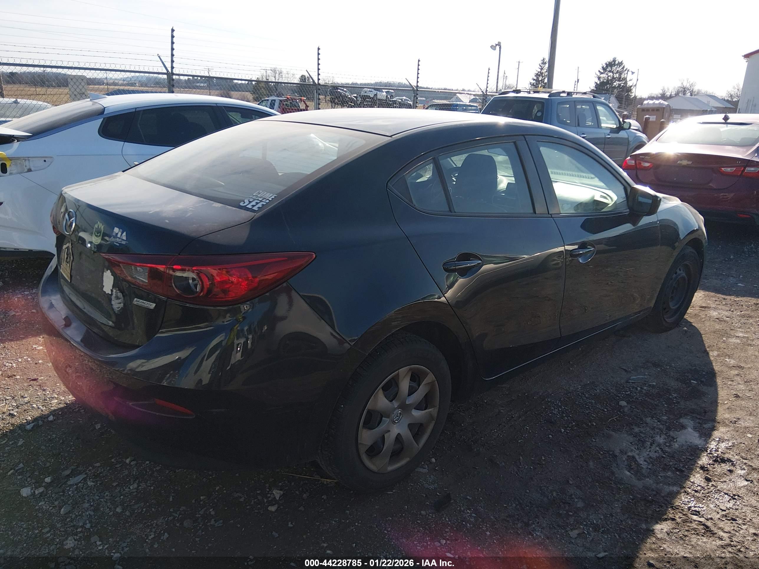 MAZDA MAZDA3 image 4