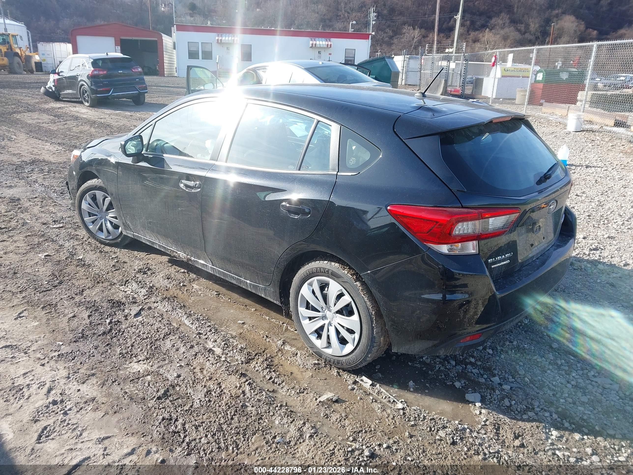 SUBARU IMPREZA image 3