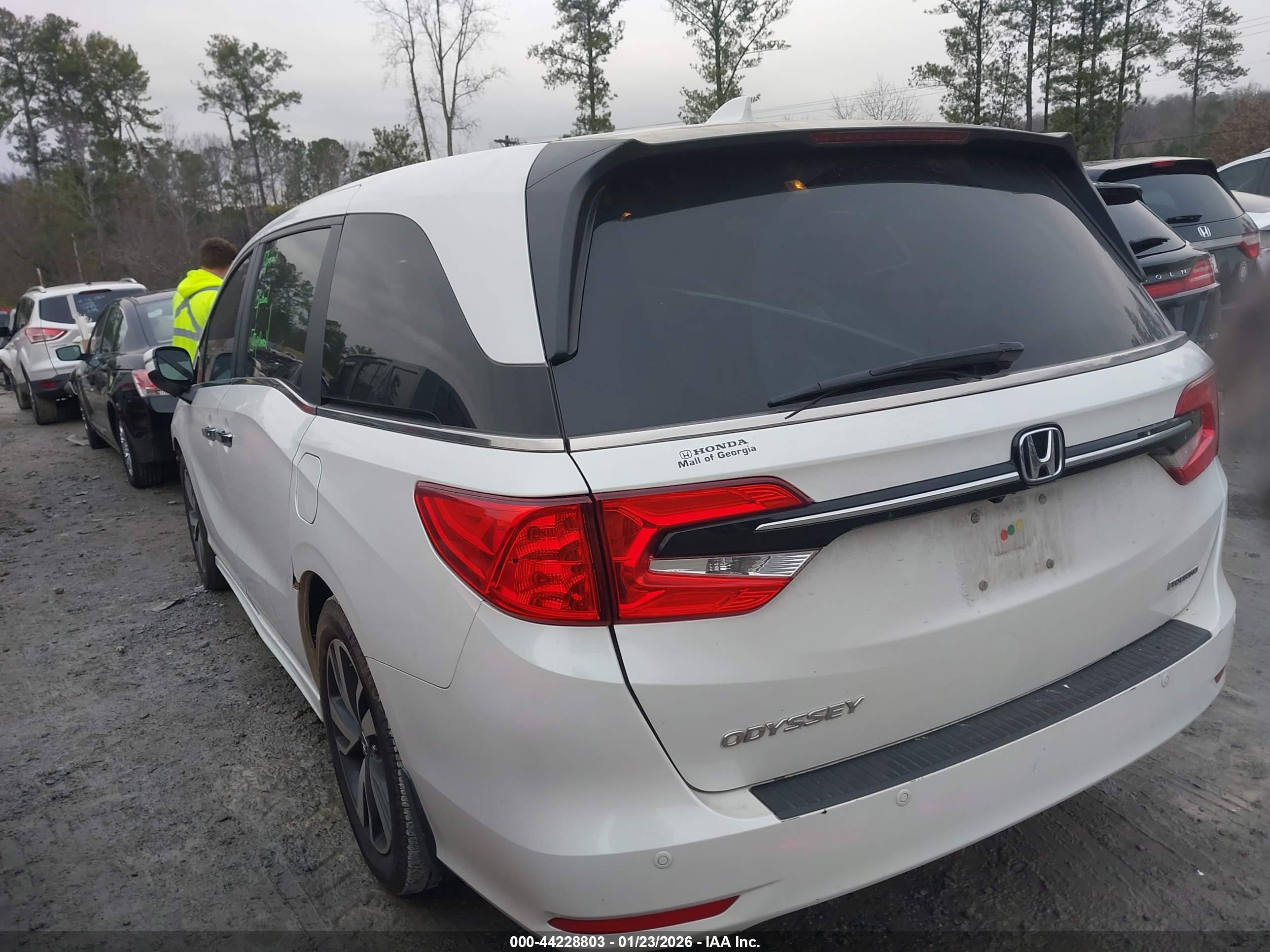 HONDA ODYSSEY image 3