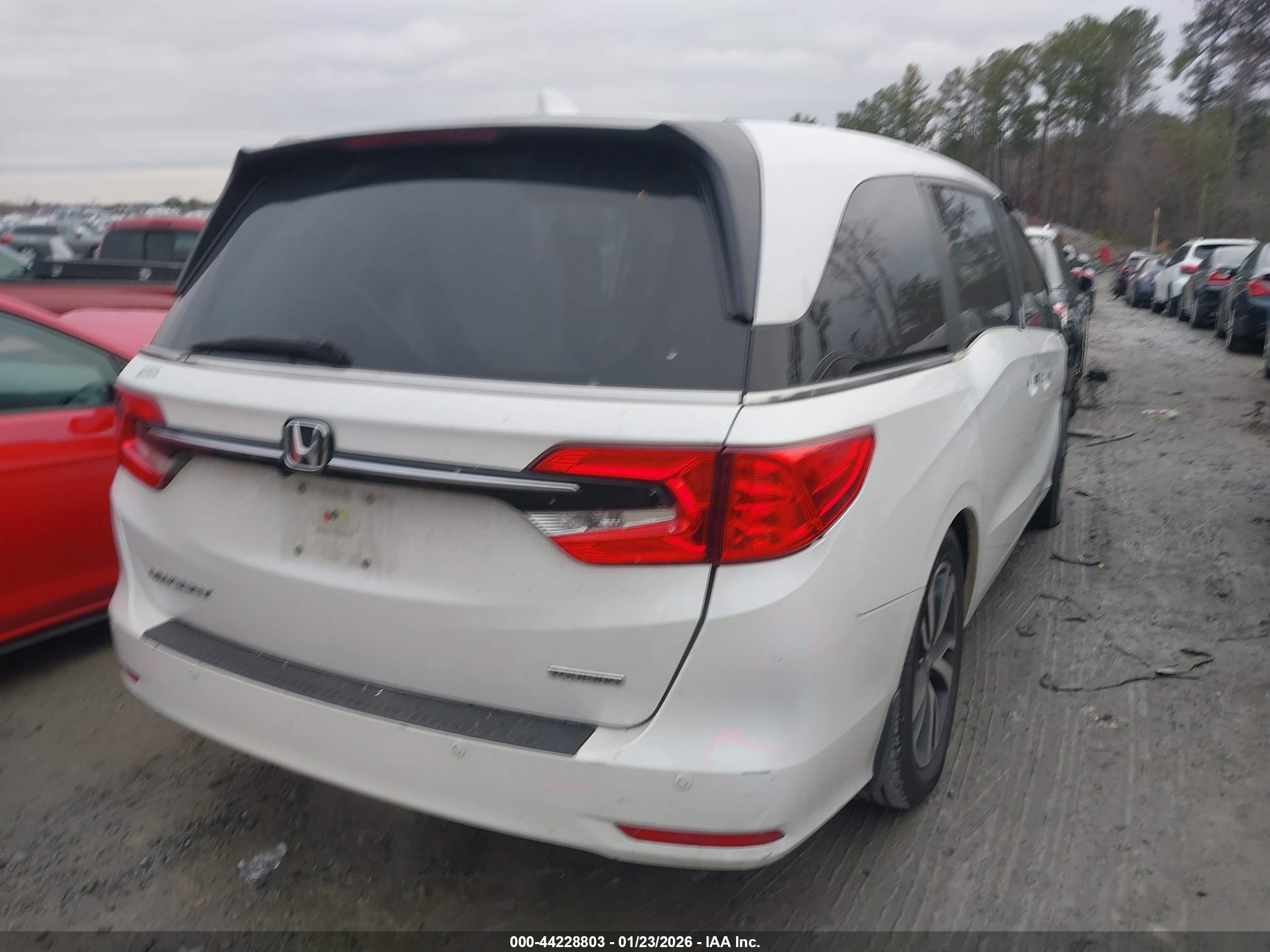 HONDA ODYSSEY image 4