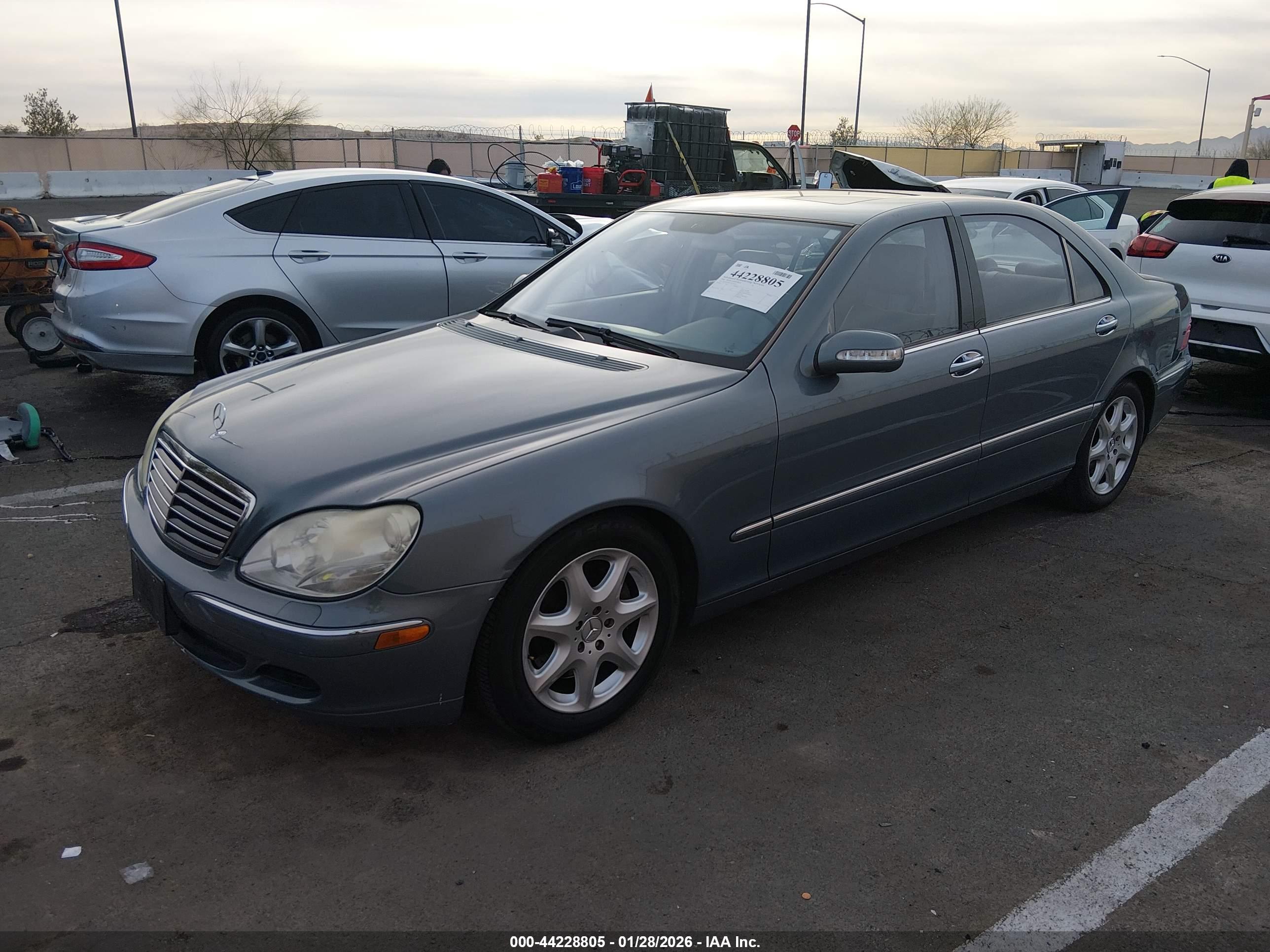 MERCEDES-BENZ S image 2