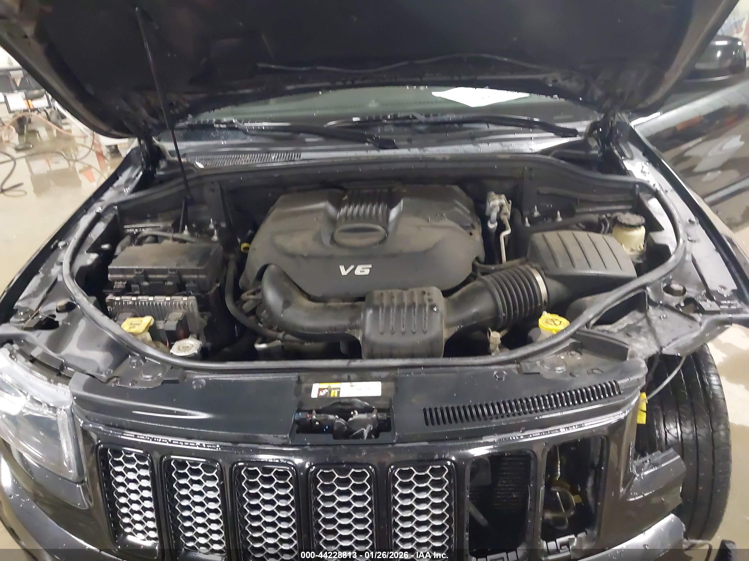 JEEP GRAND image 10