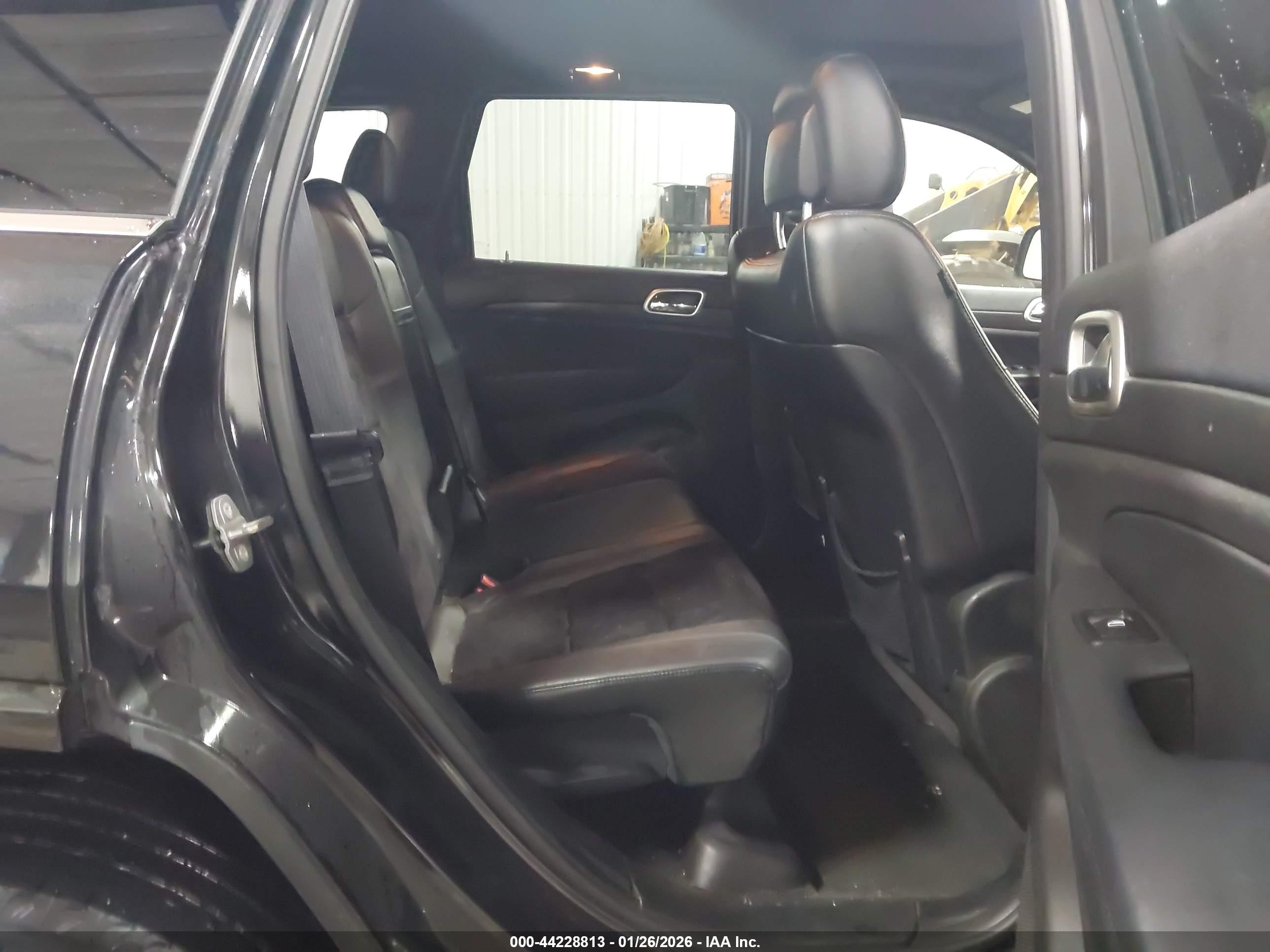 JEEP GRAND image 8