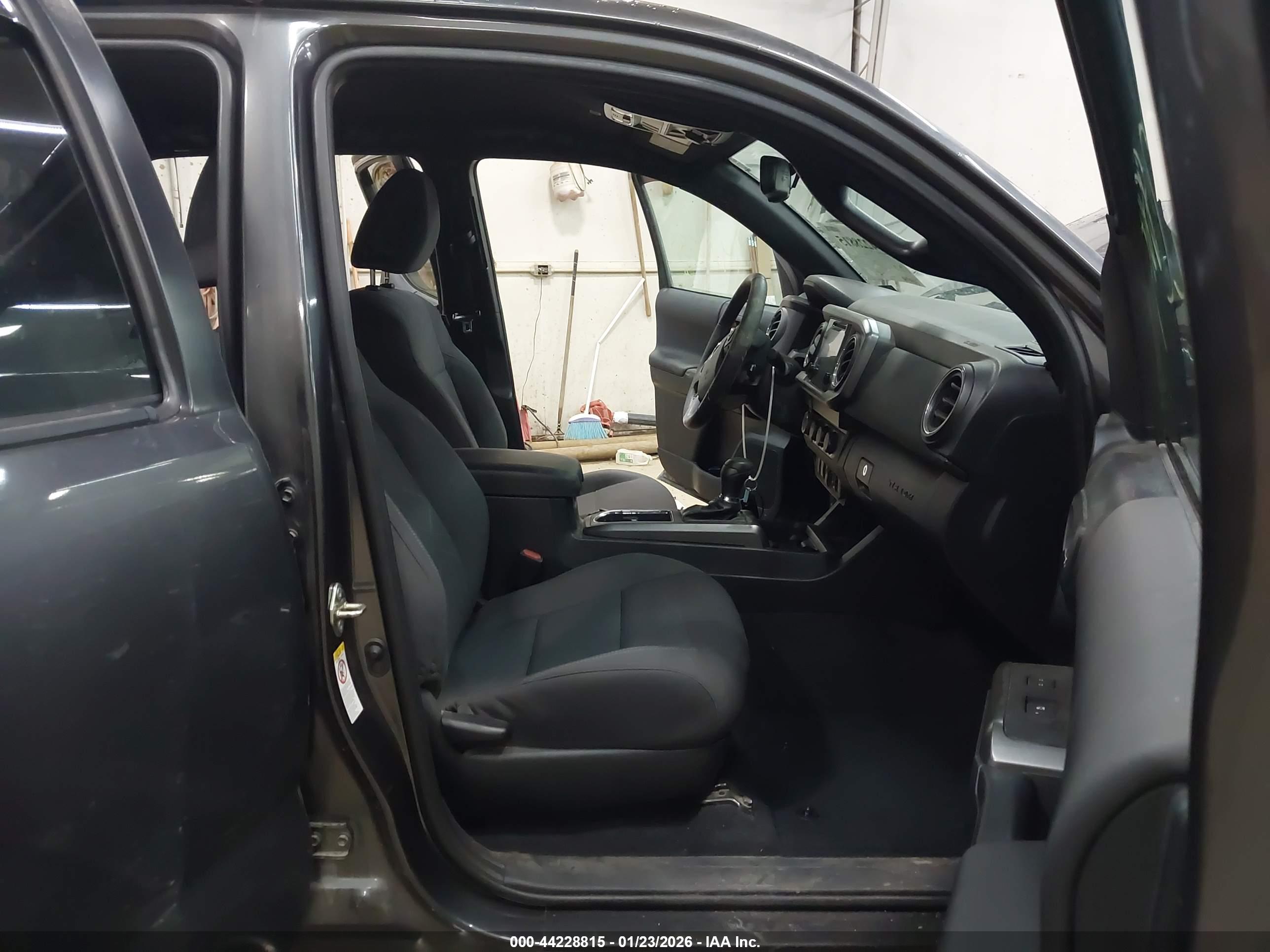 TOYOTA TACOMA image 5