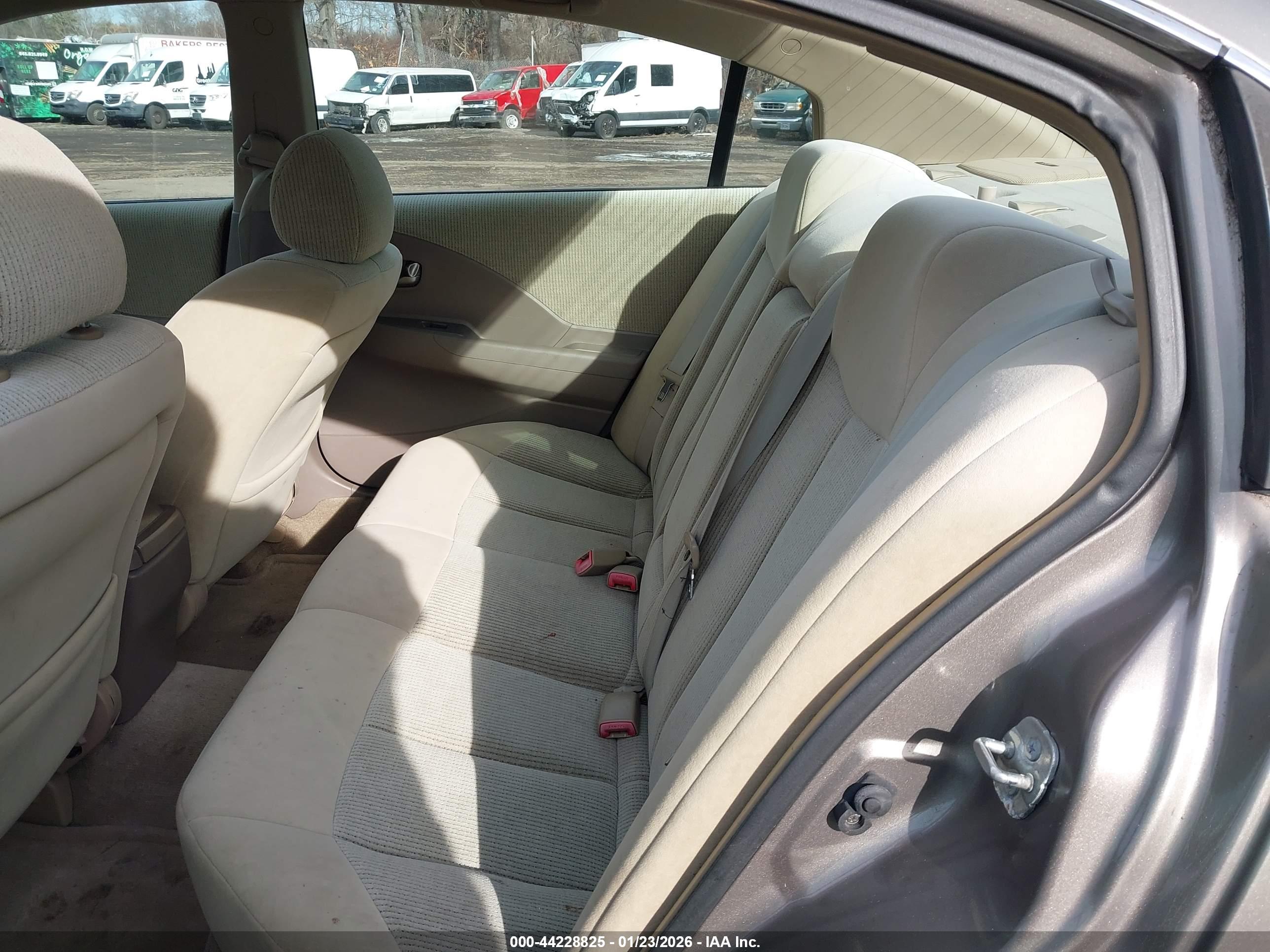 NISSAN ALTIMA image 8