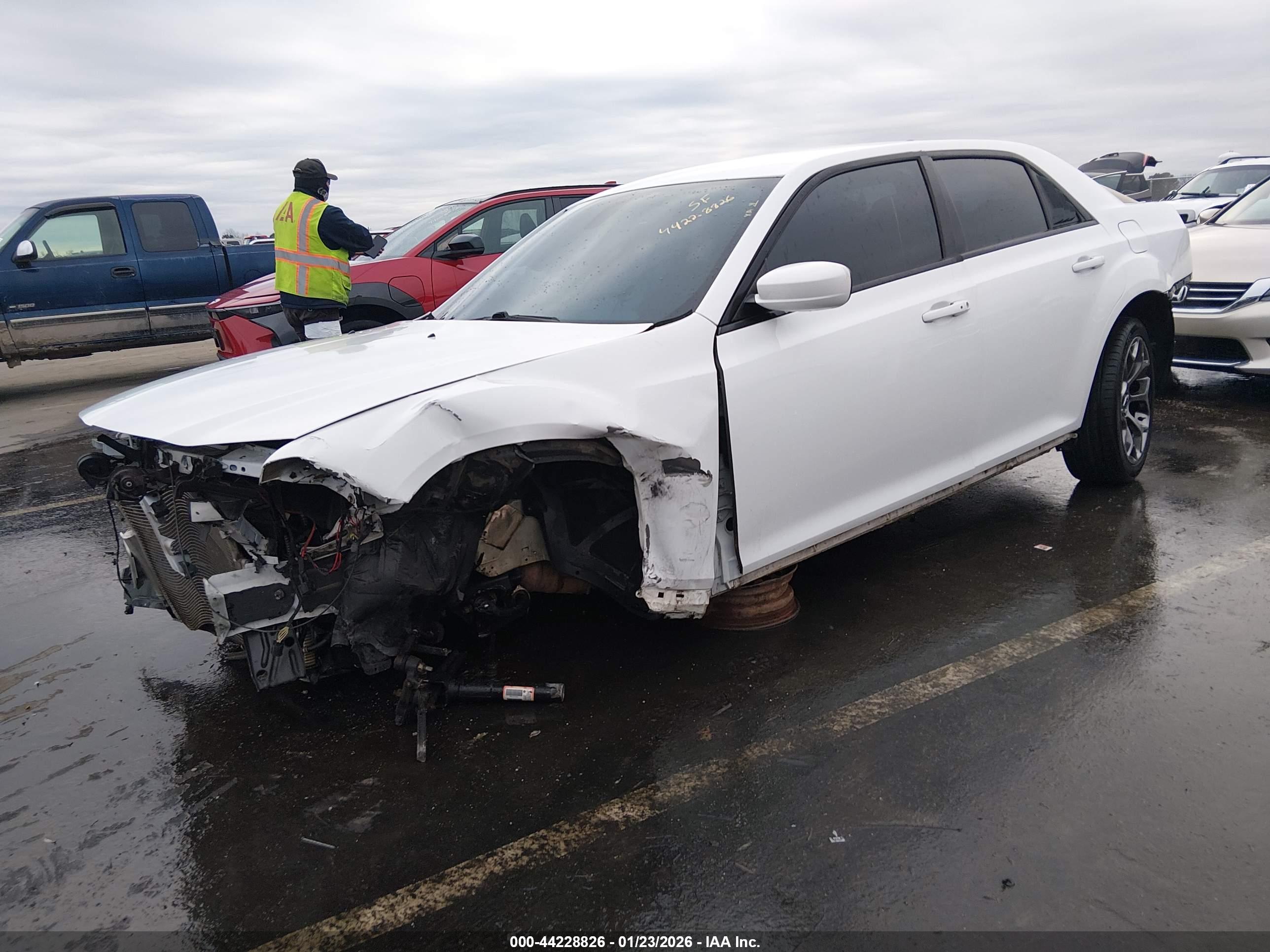 CHRYSLER 300 image 2
