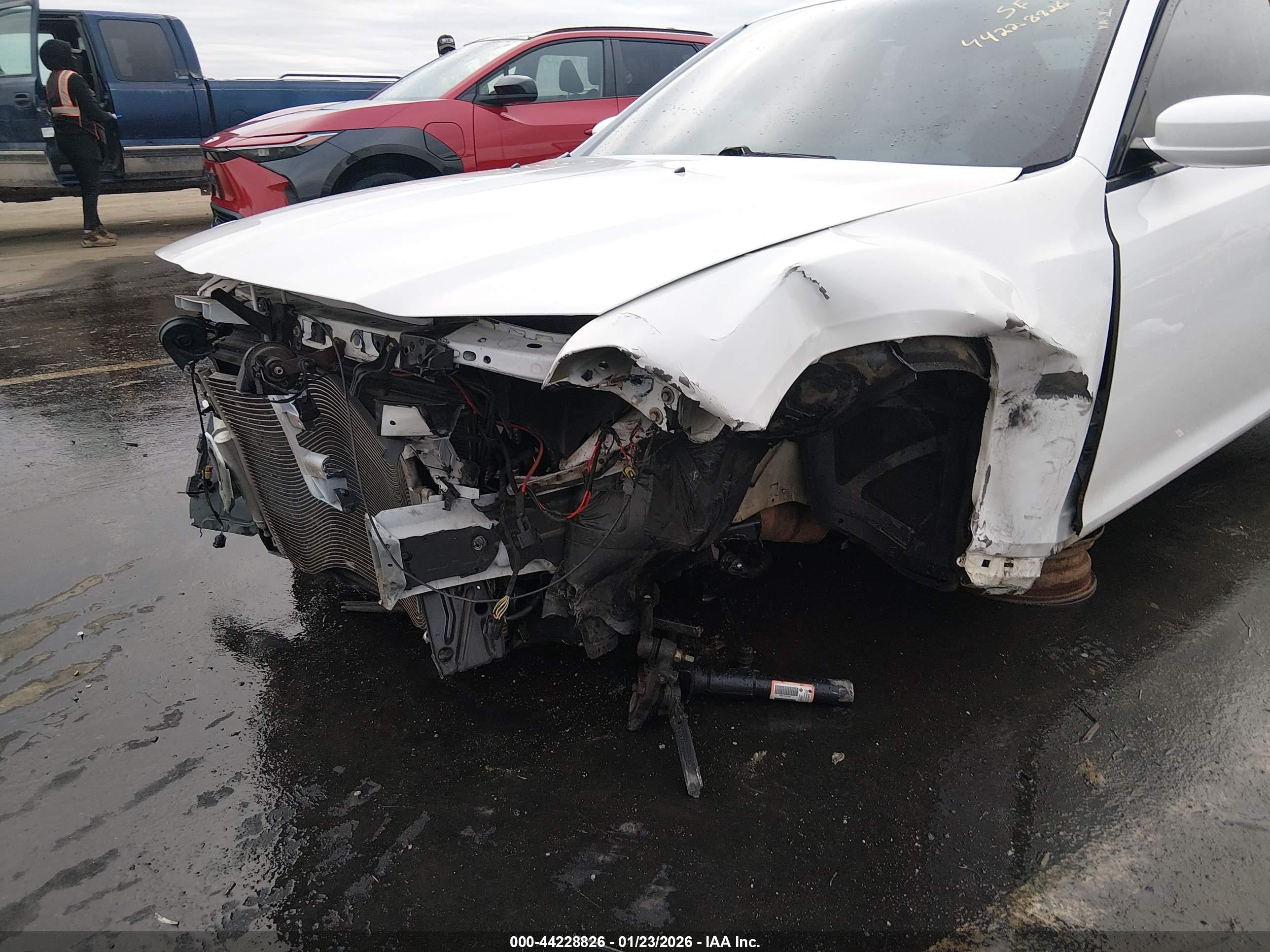CHRYSLER 300 image 6
