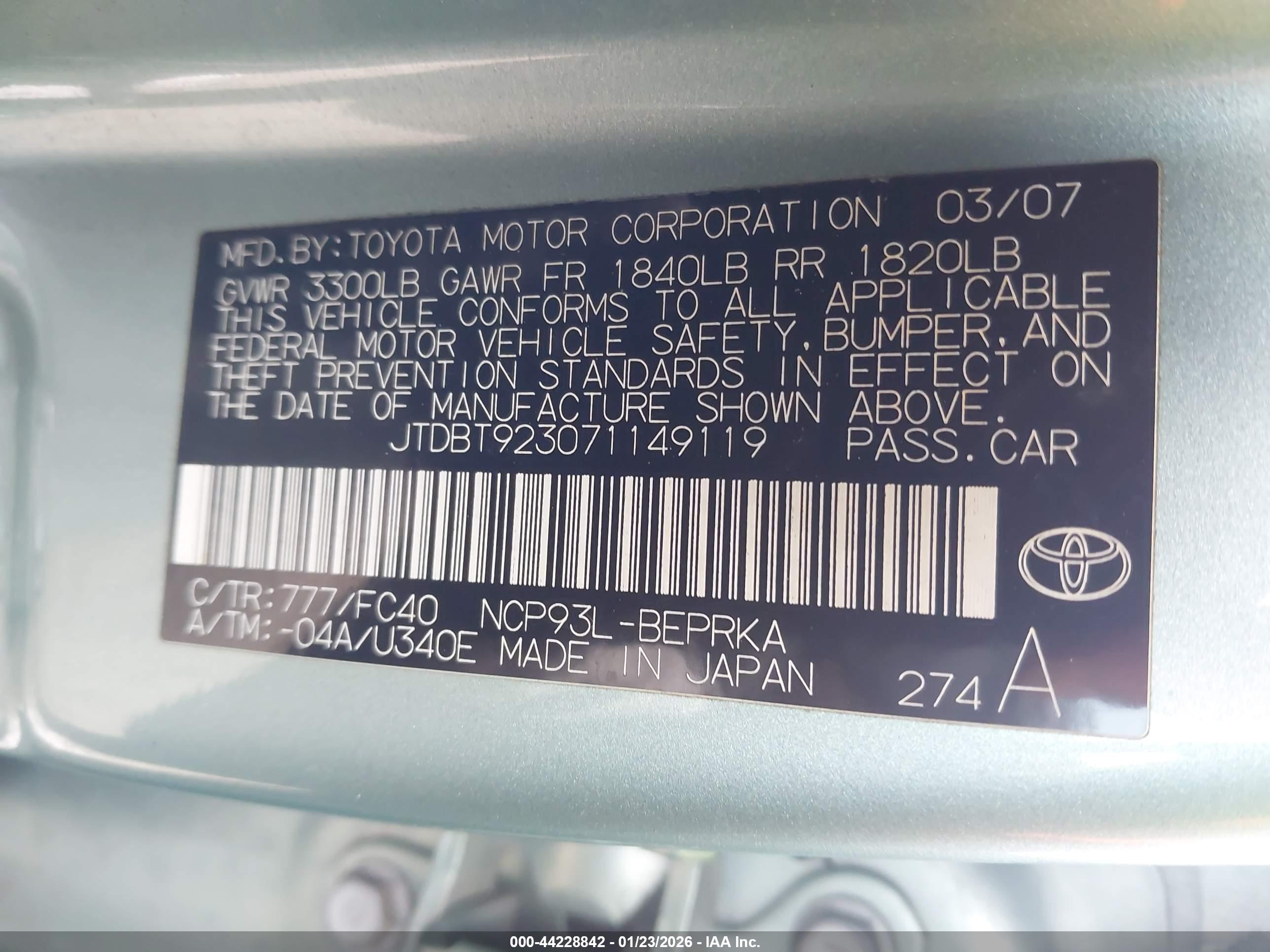TOYOTA YARIS image 9