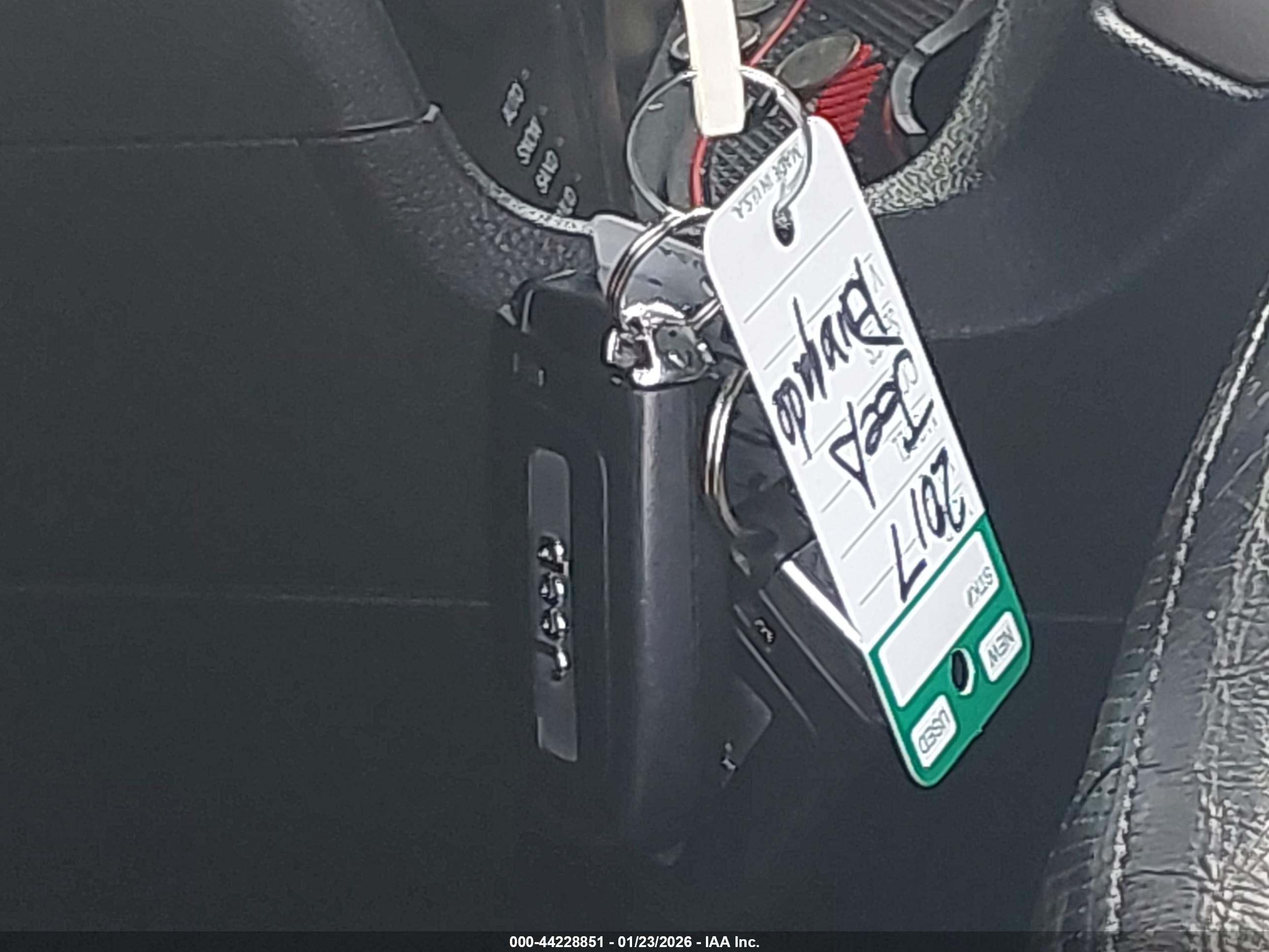 JEEP RENEGADE image 11