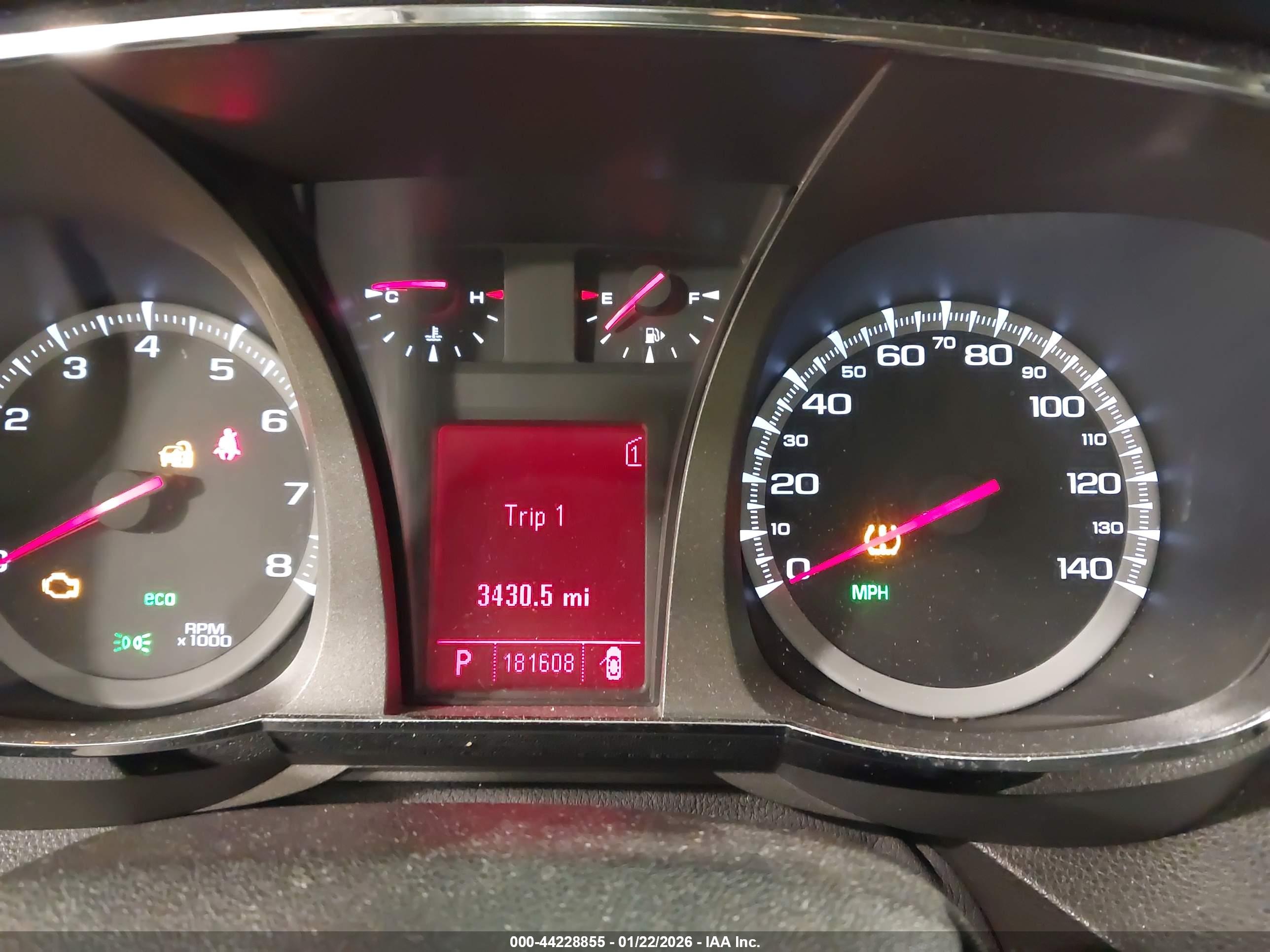 GMC TERRAIN image 7