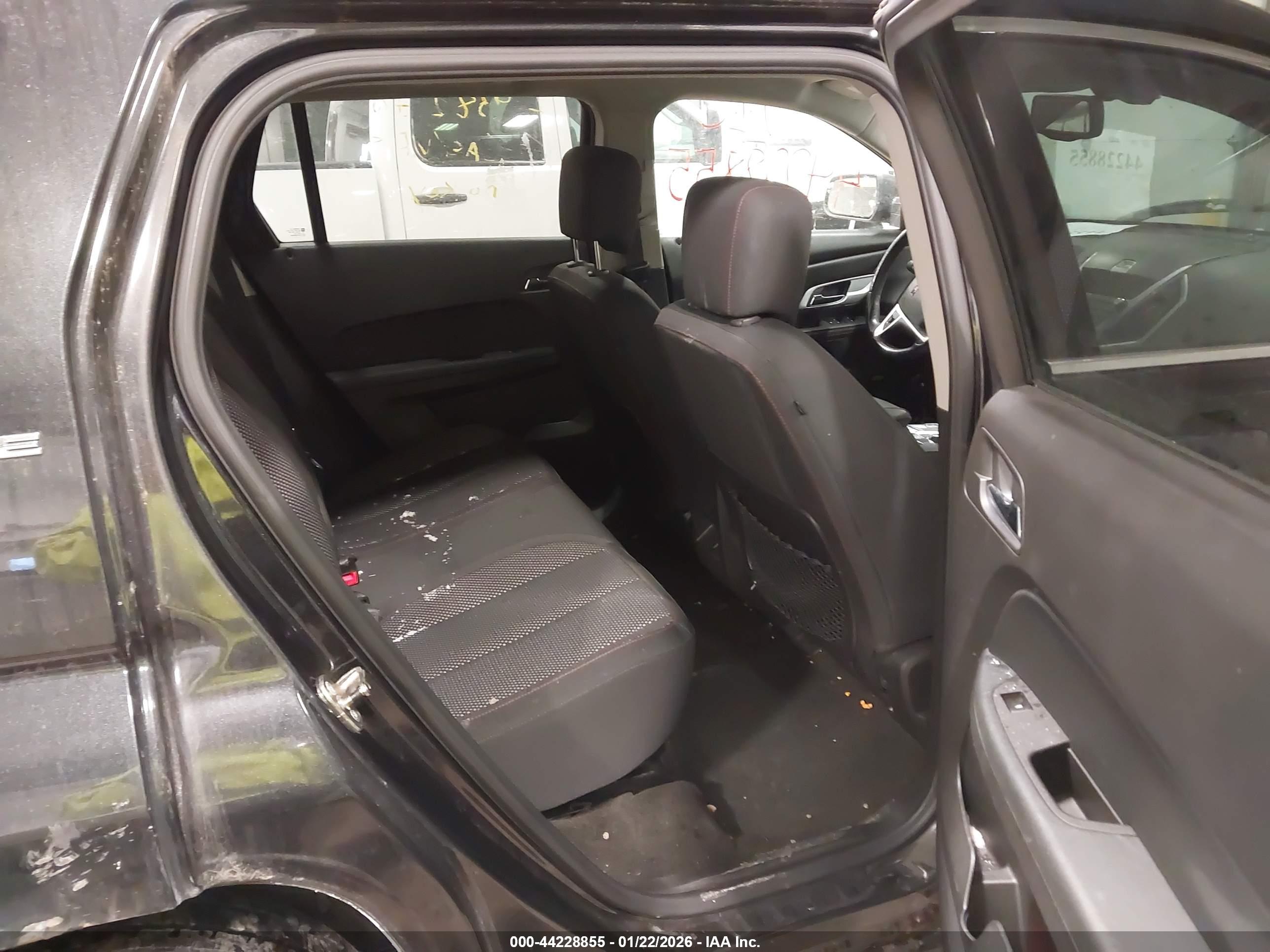 GMC TERRAIN image 8