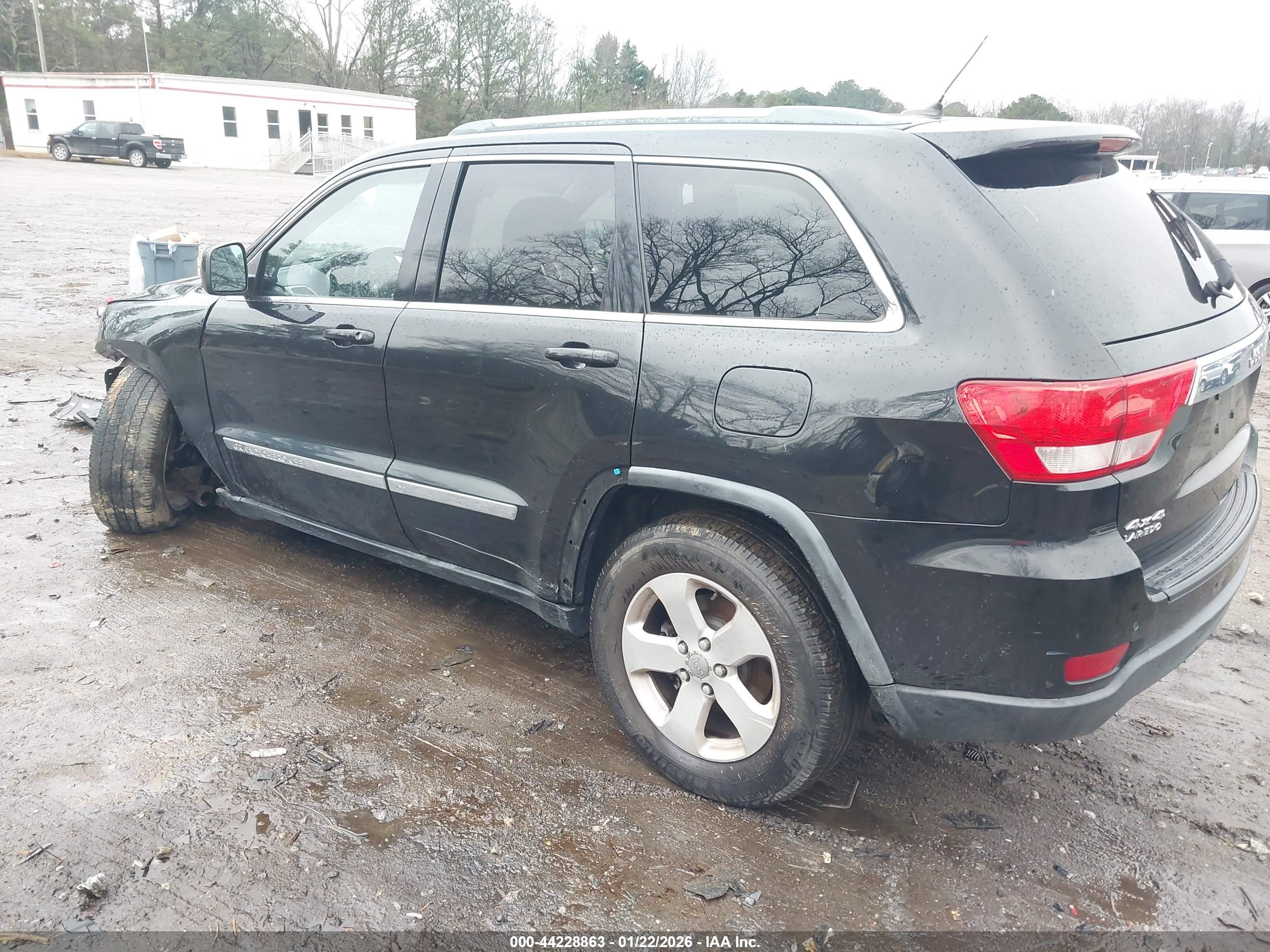 JEEP GRAND image 3