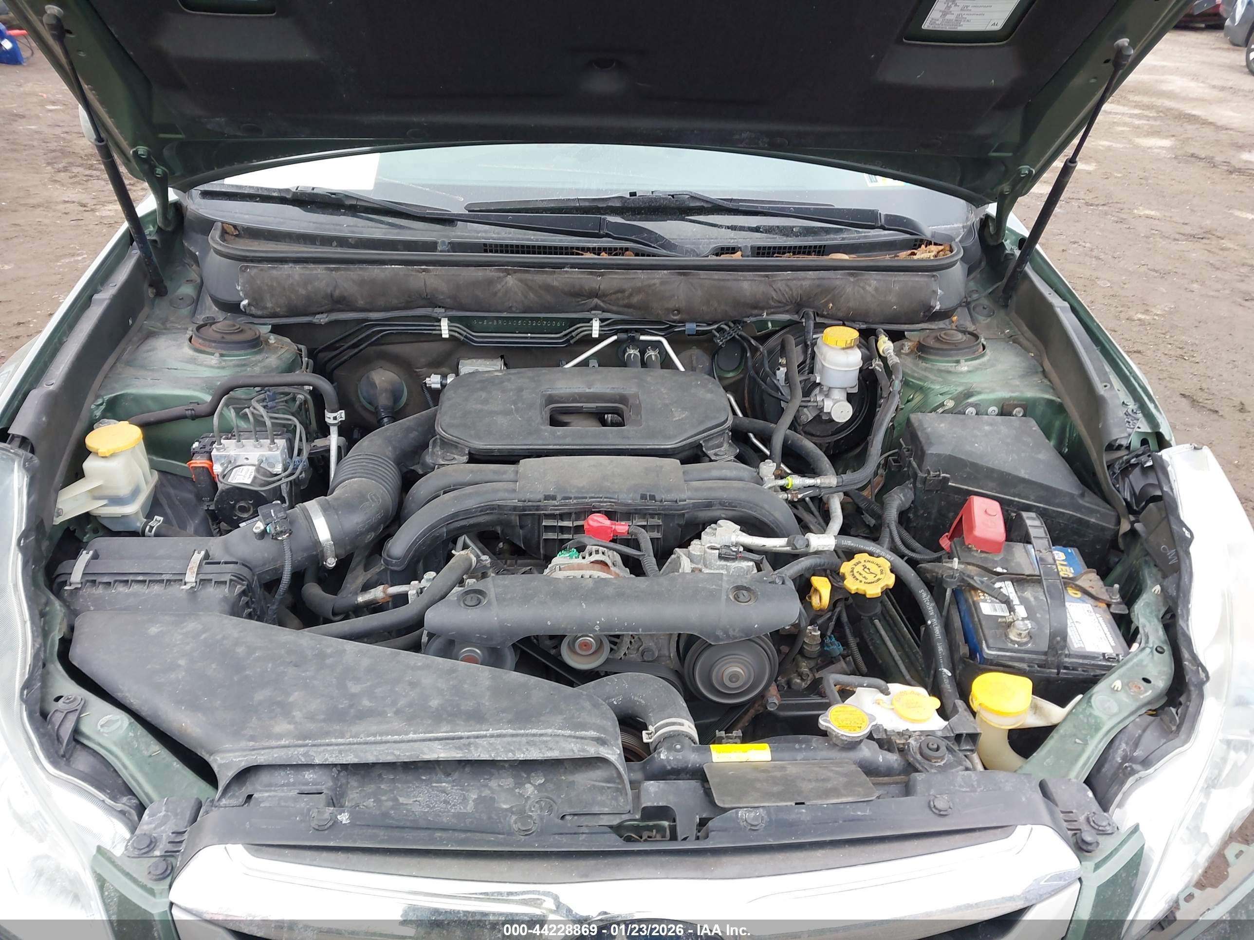 SUBARU OUTBACK image 10