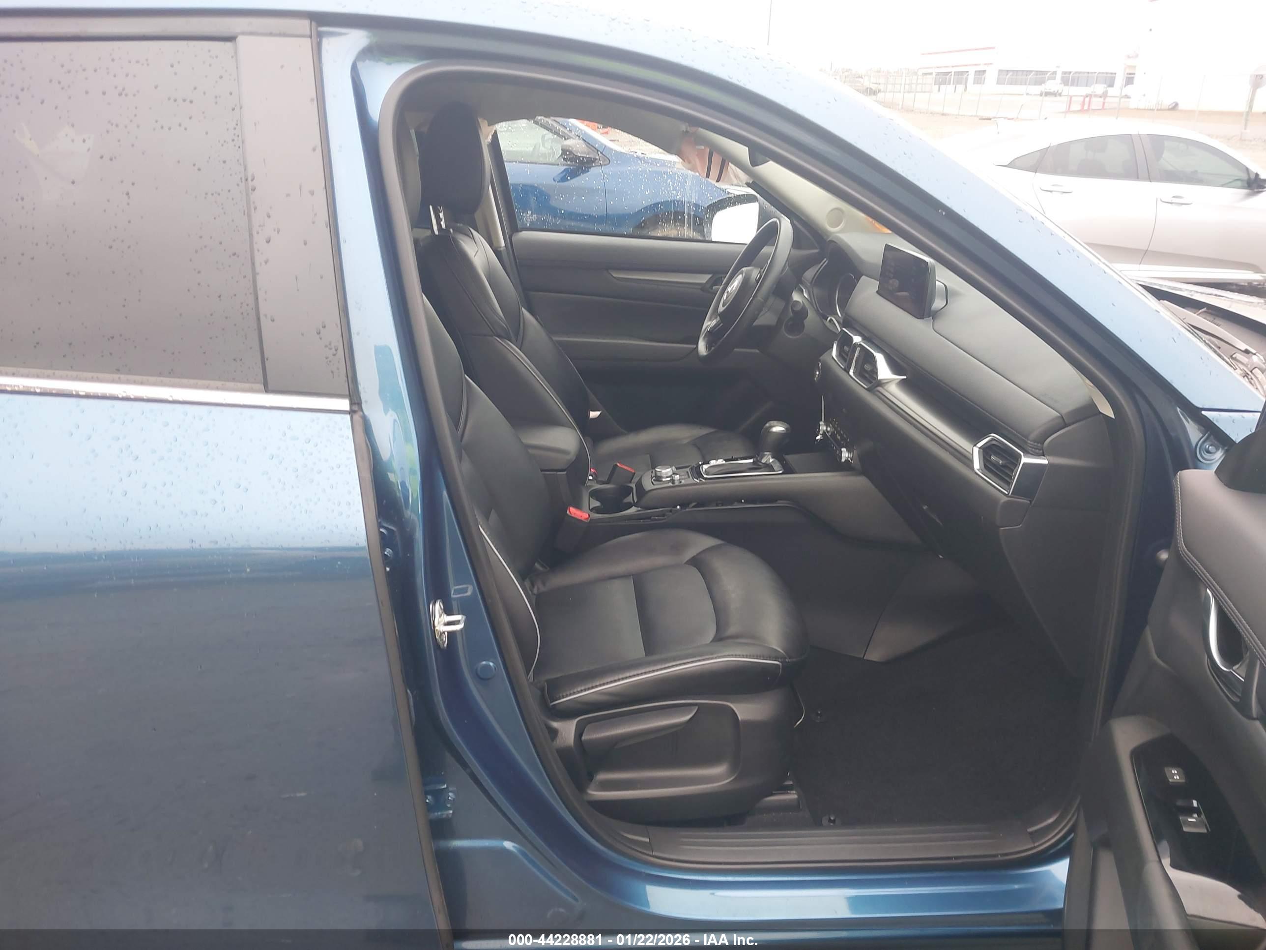 MAZDA CX-5 image 5
