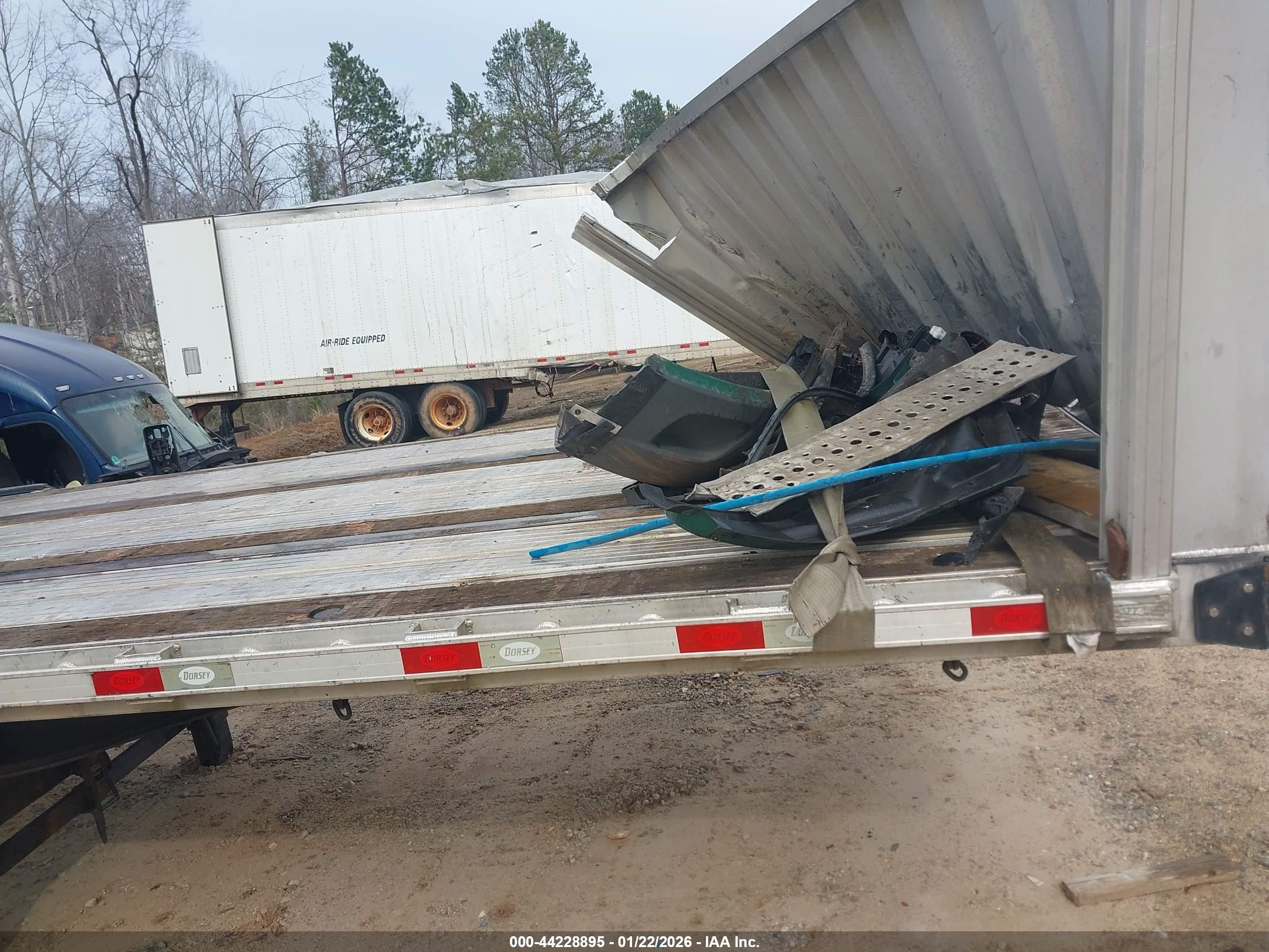 DORSEY TRAILERS image 5